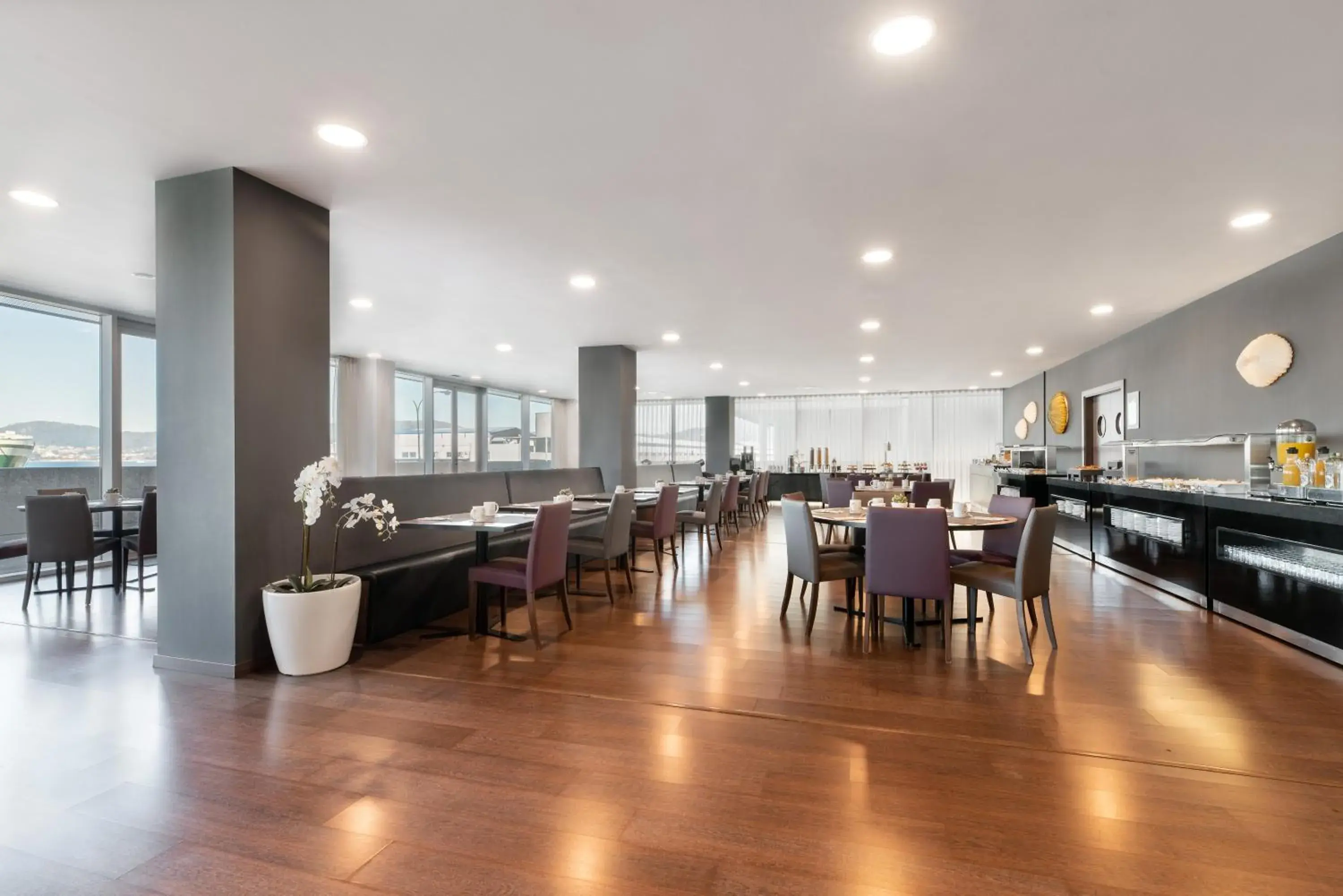 Restaurant/places to eat in Eurostars Mar de Vigo Restaurant/places to eat in Eurostars Mar de Vigo