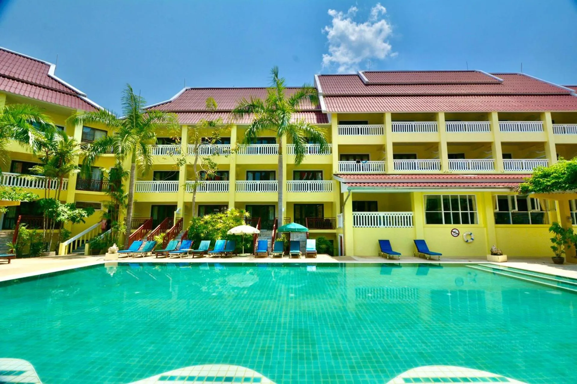 Property building in MW Krabi Beach Resort - Ao Nang - SHA Extra Plus