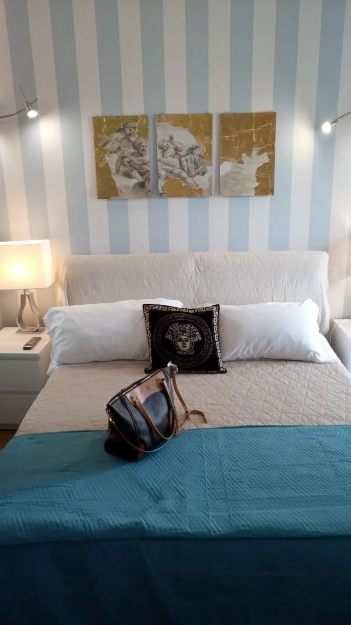 Bedroom, Bed in B&B Pescara Centro Luxury Suite