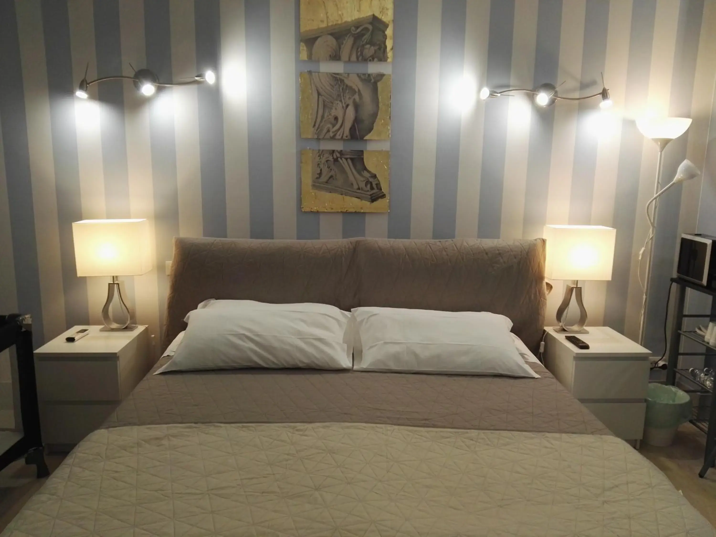 Double Room in B&B Pescara Centro Luxury Suite Double Room in B&B Pescara Centro Luxury Suite