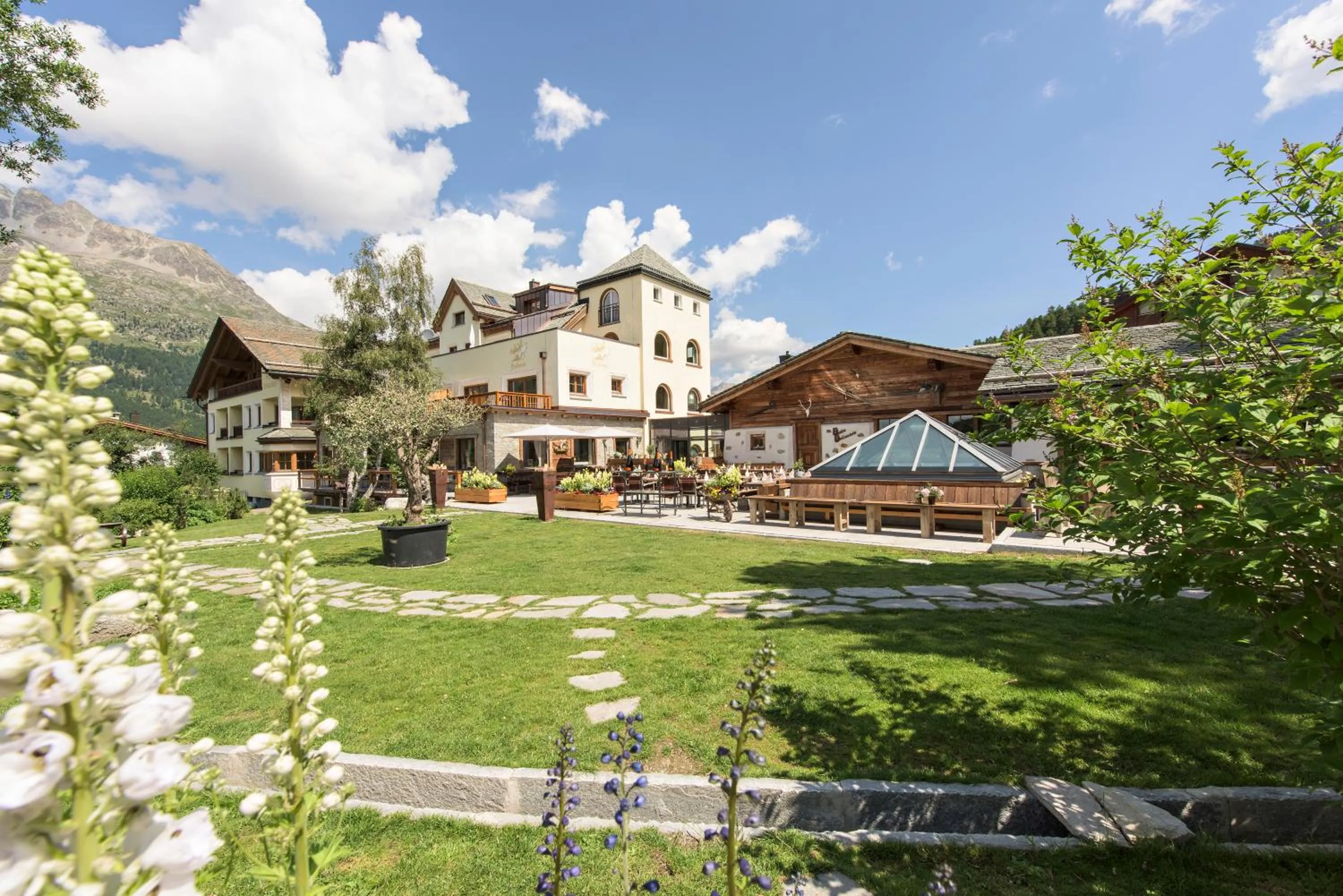 Property building in Hotel Bellavista