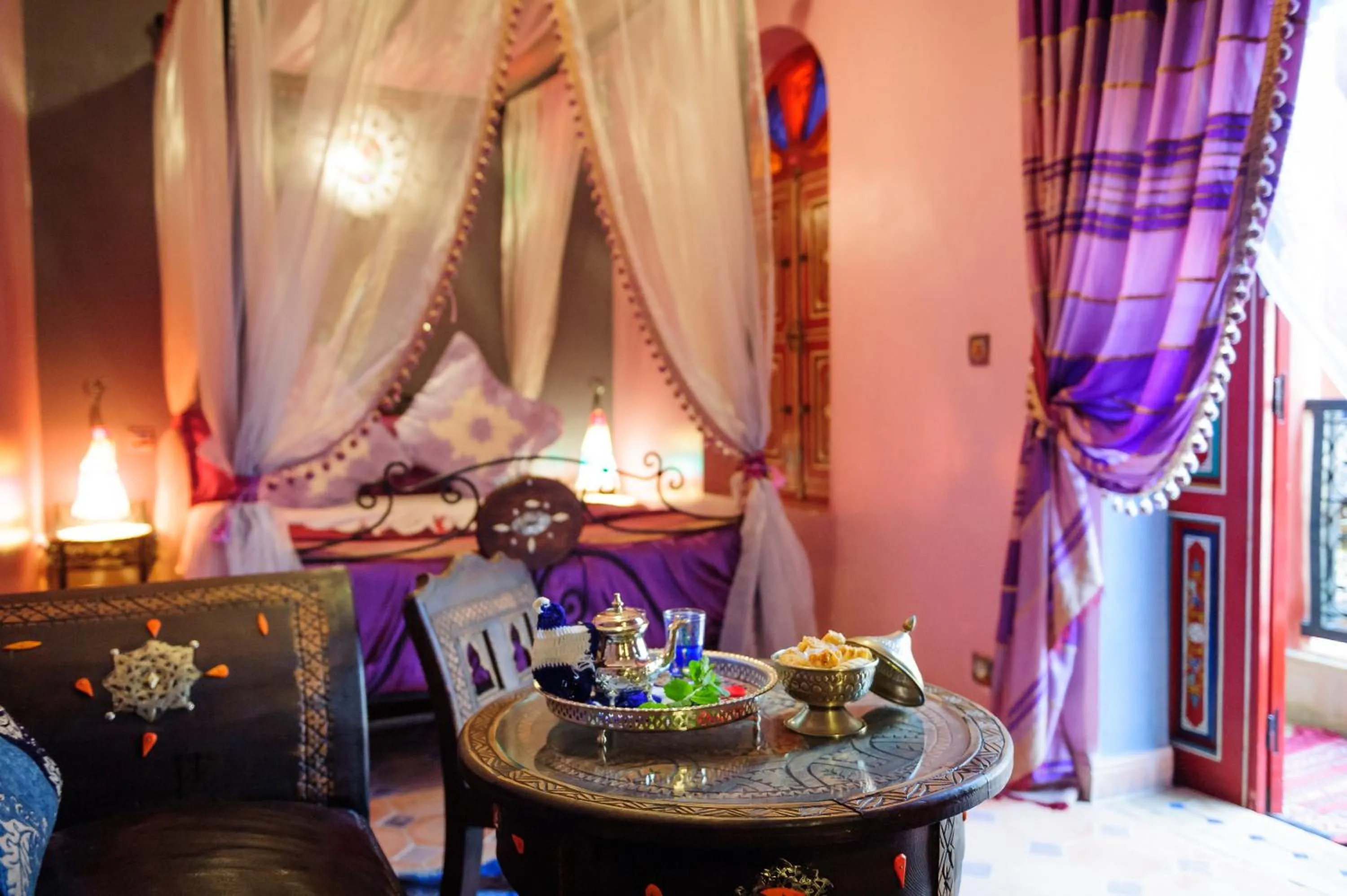 Decorative detail in Riad bleu du Sud