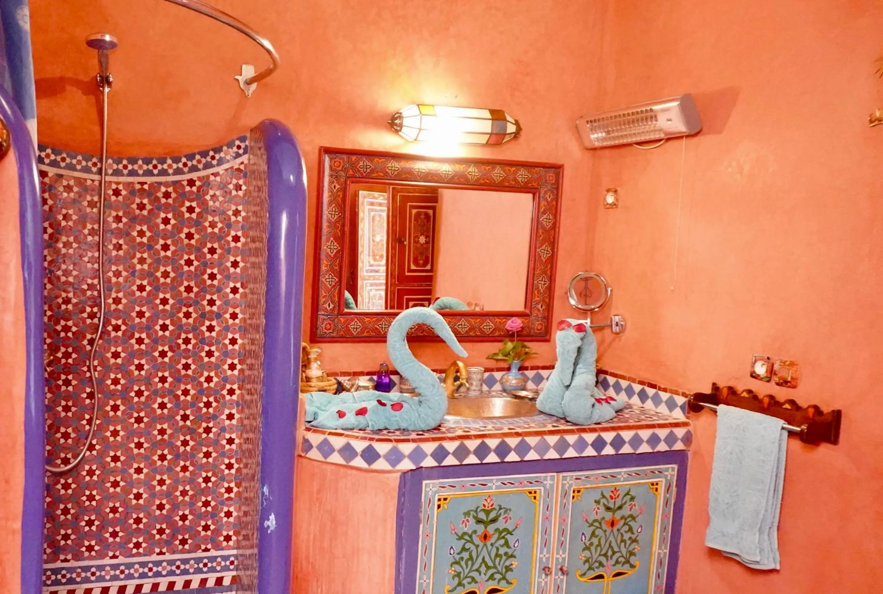 Bathroom in Riad bleu du Sud