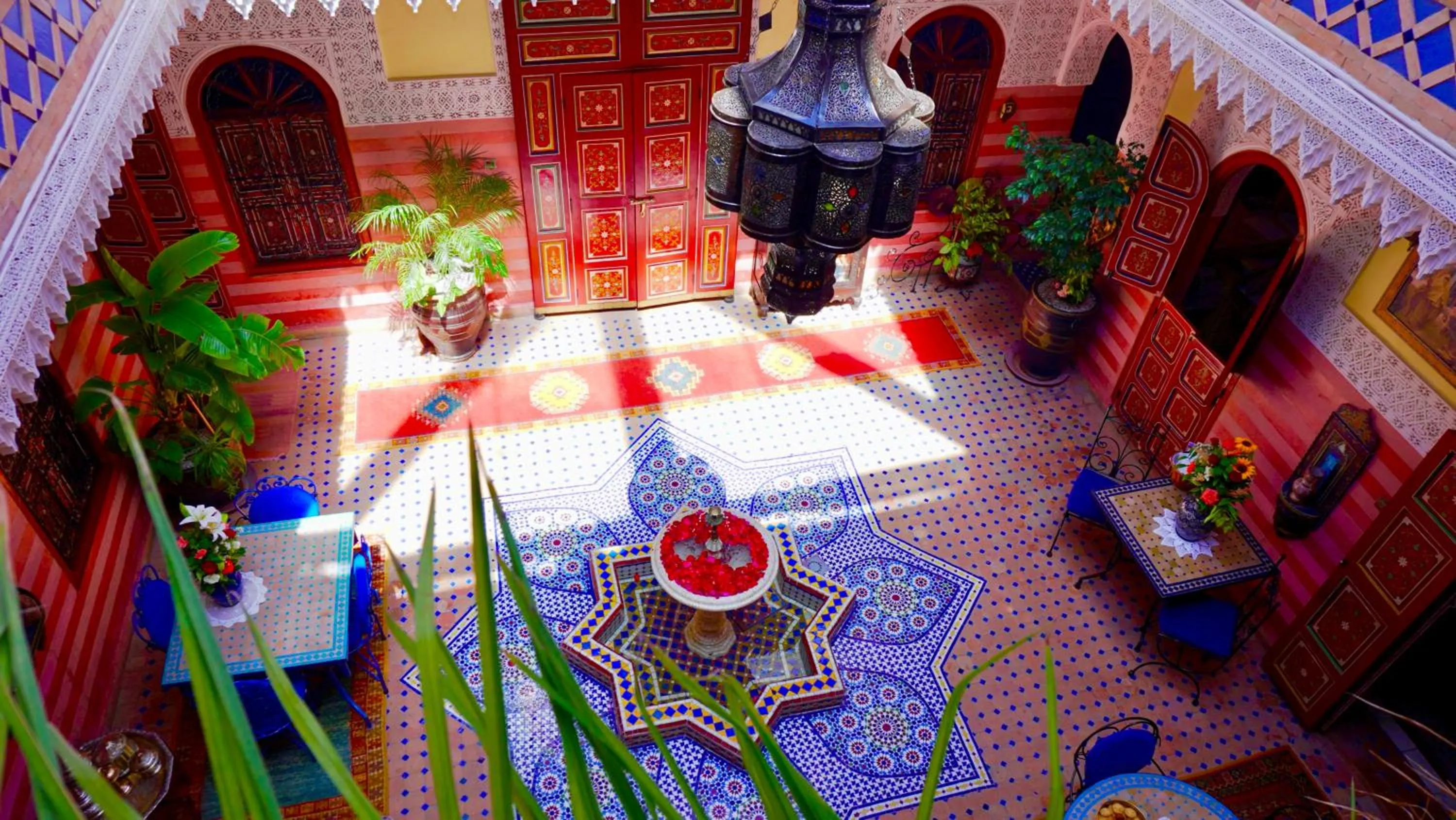 Patio in Riad bleu du Sud