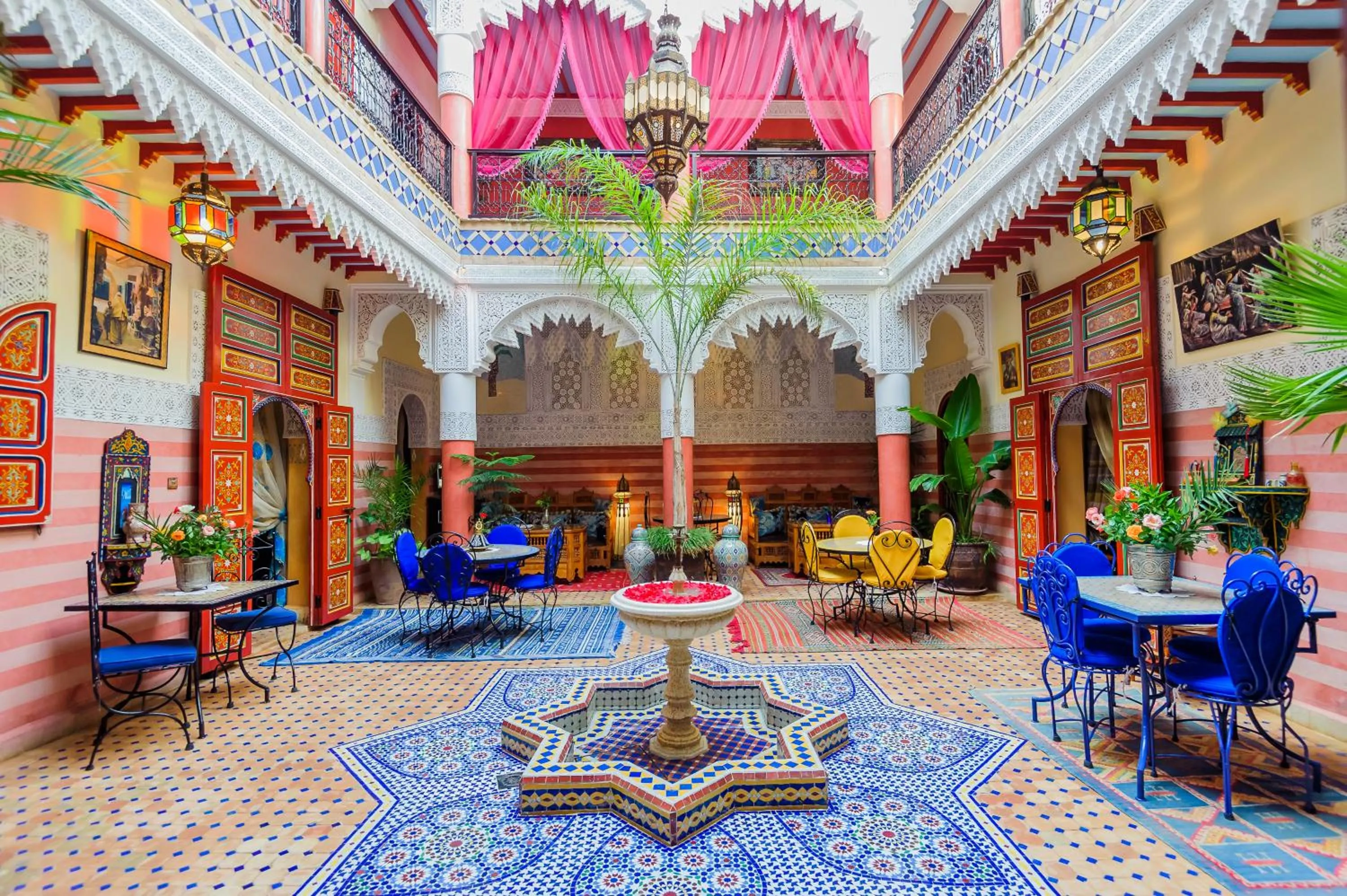 Patio in Riad bleu du Sud