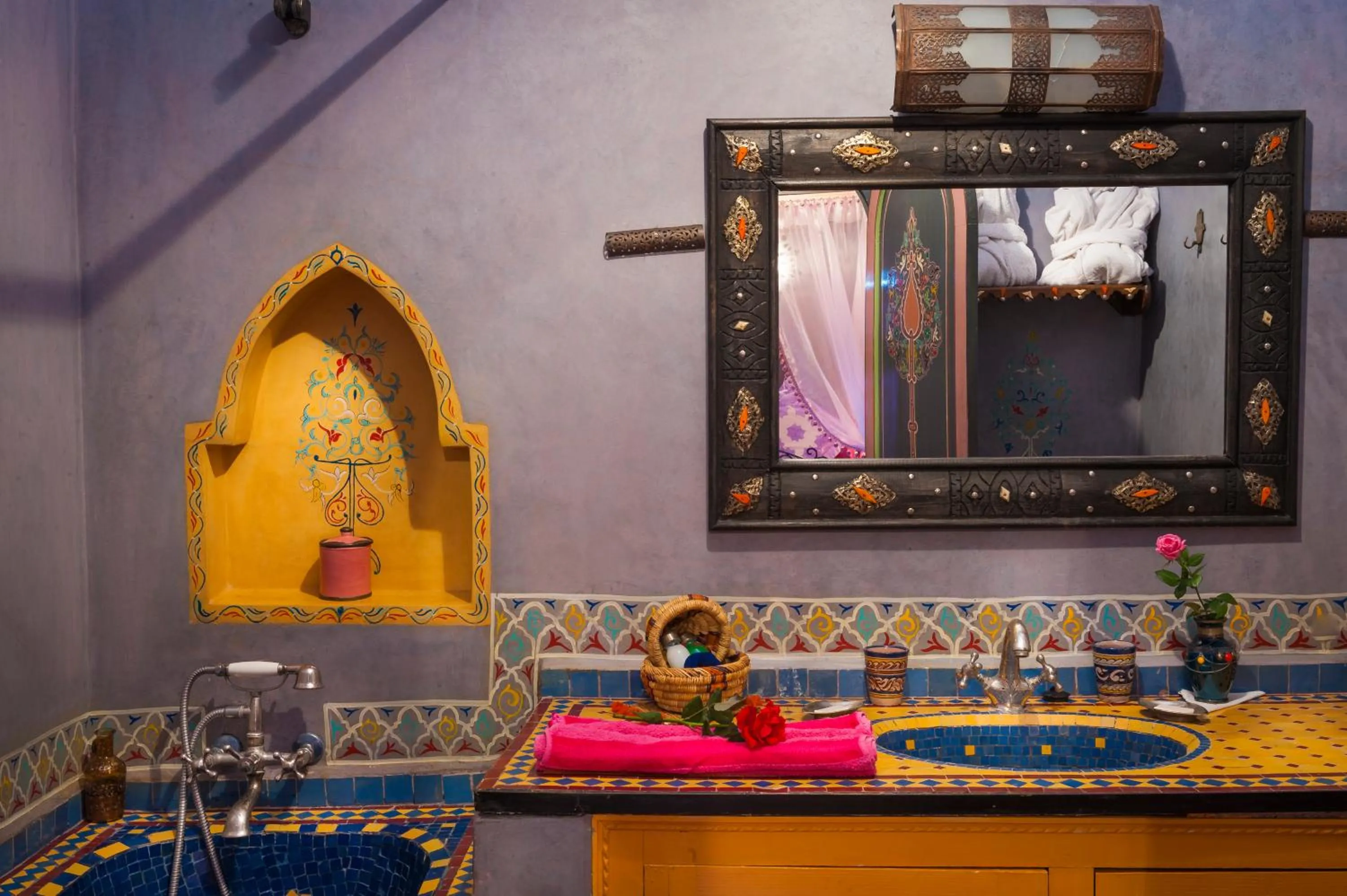 Decorative detail in Riad bleu du Sud