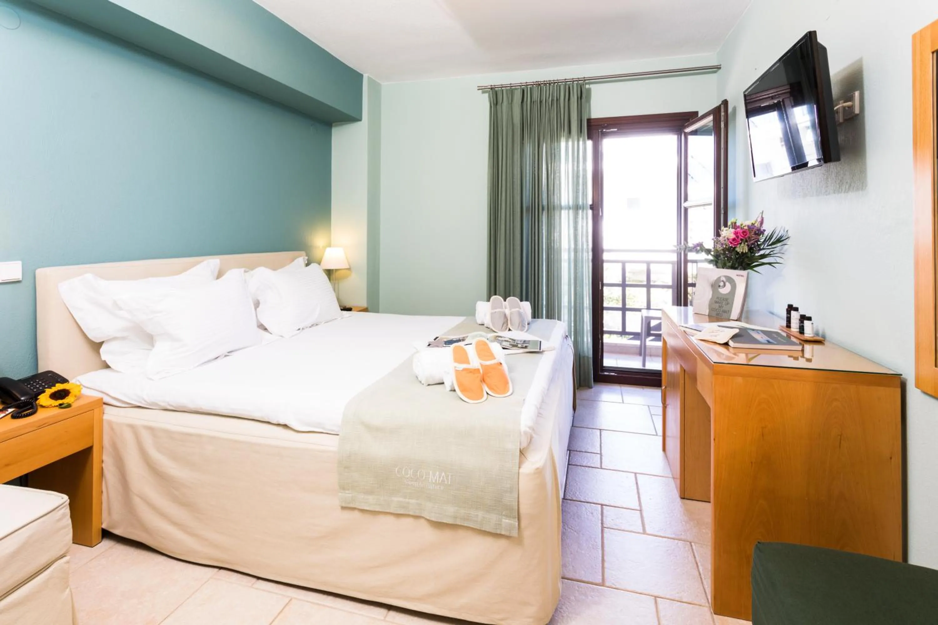 Bed in Helianthus Guesthouse