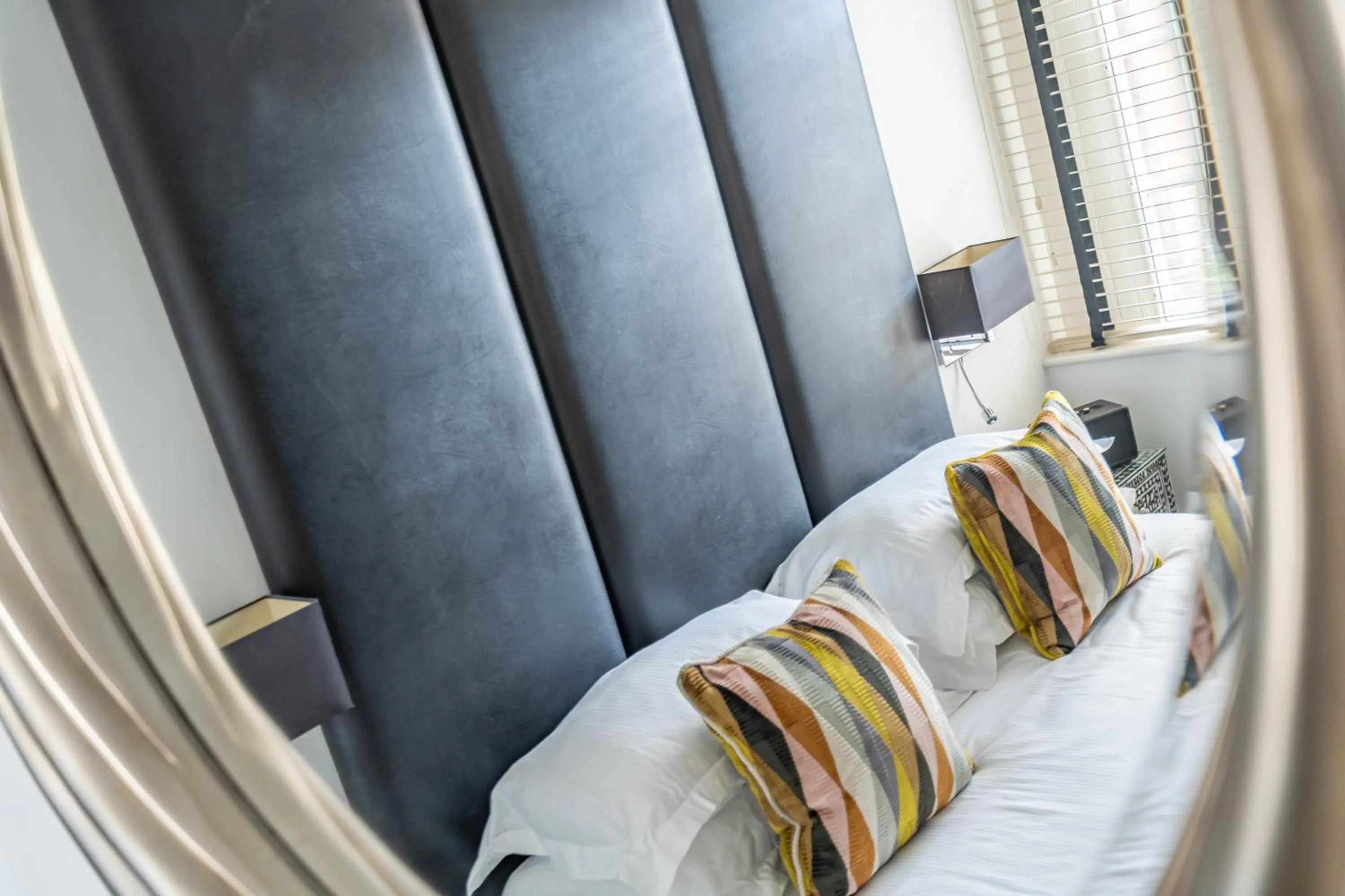 Bedroom, Bed in Strozzi Palace Suites by Mansley