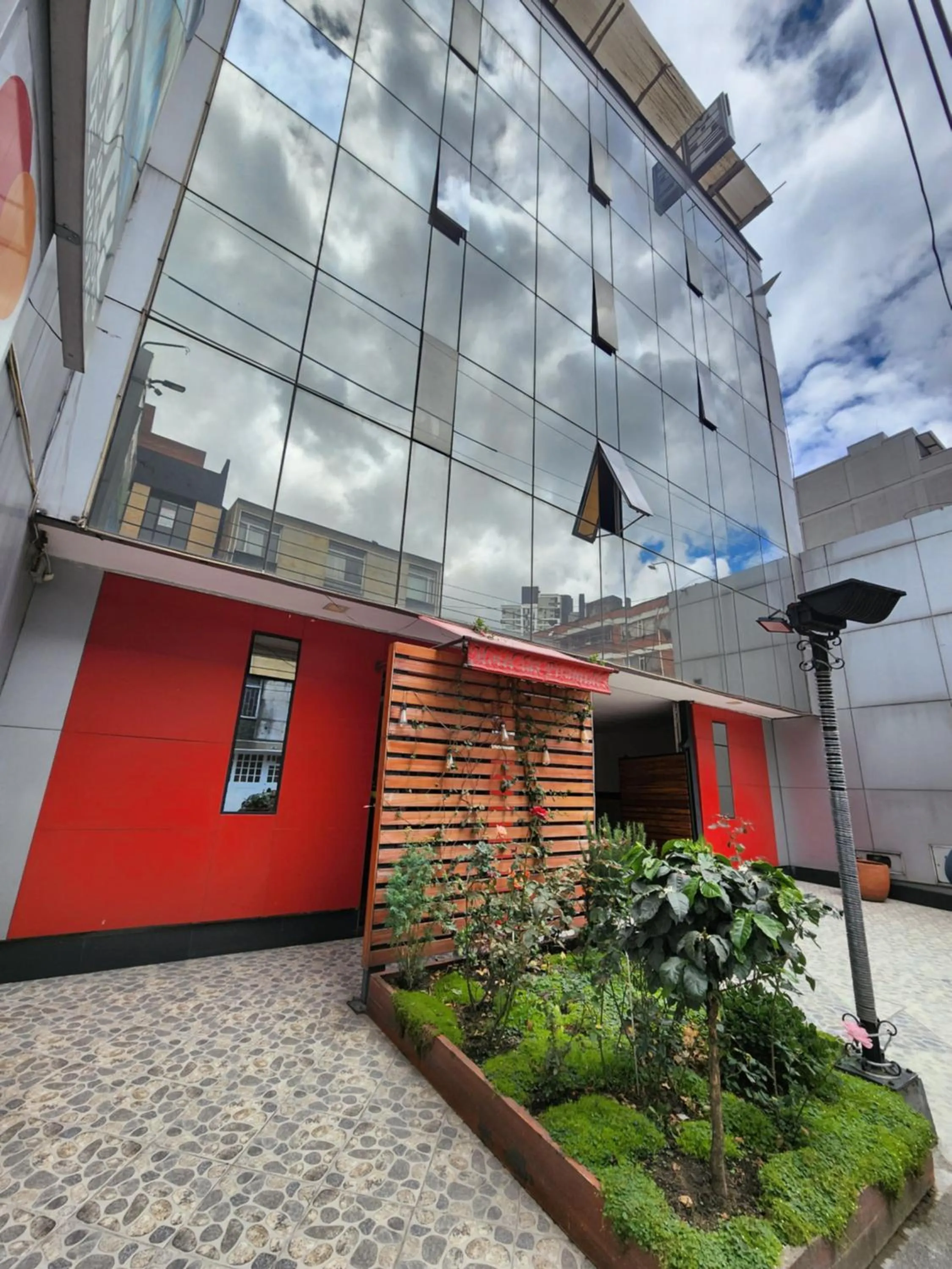 Property building in Motel Piramides De Cristal