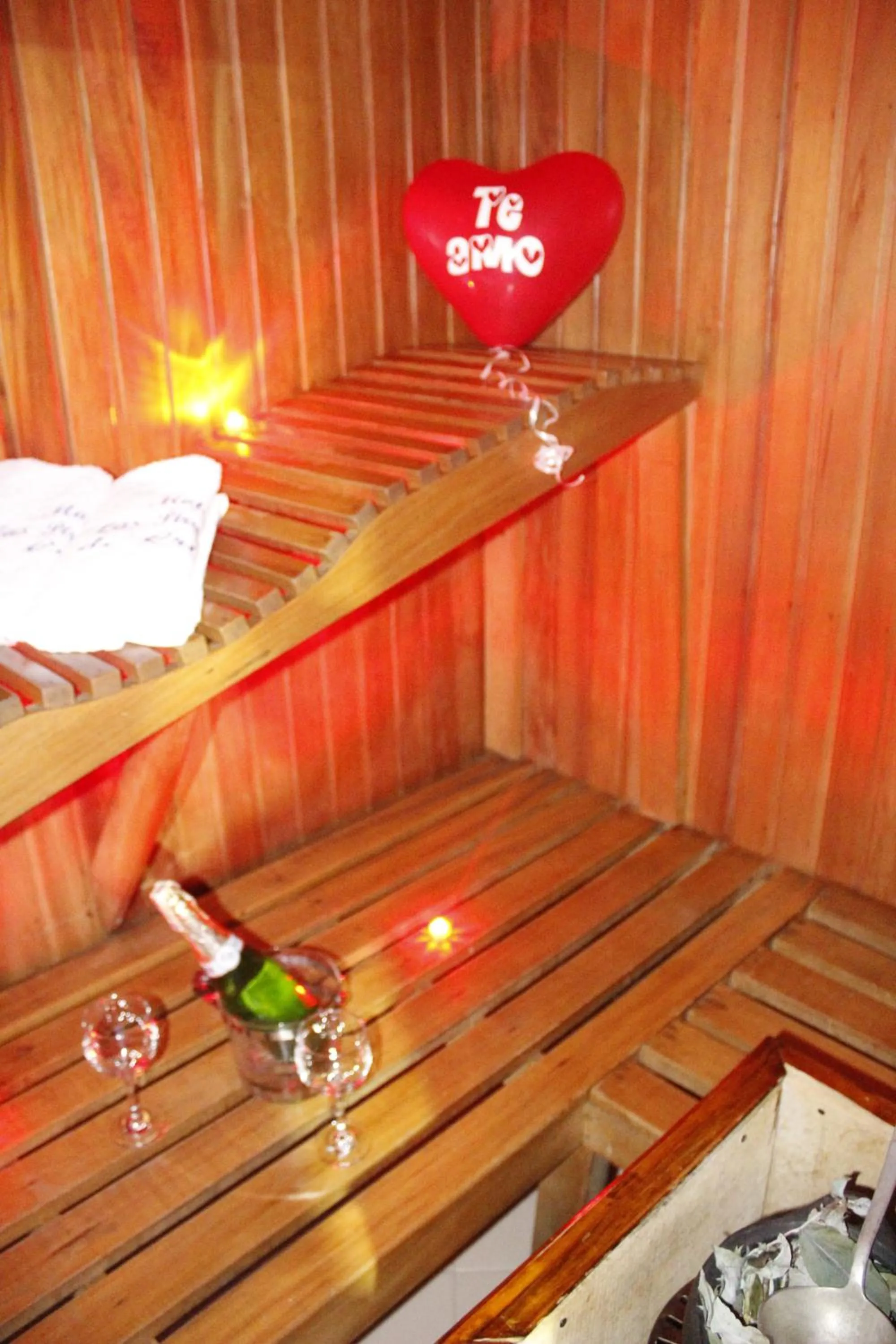 Motel Piramides De Cristal