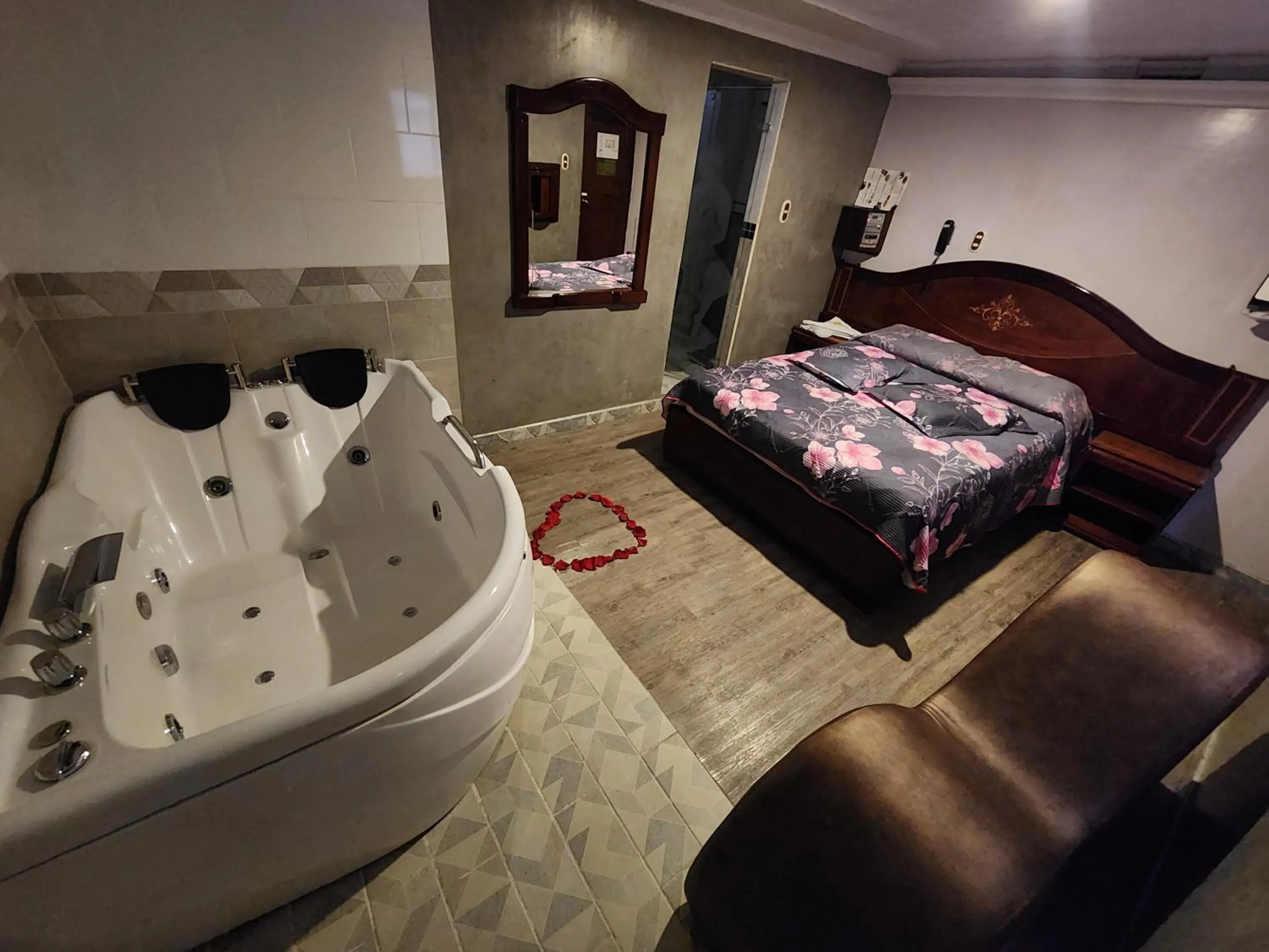 Bed in Motel Piramides De Cristal