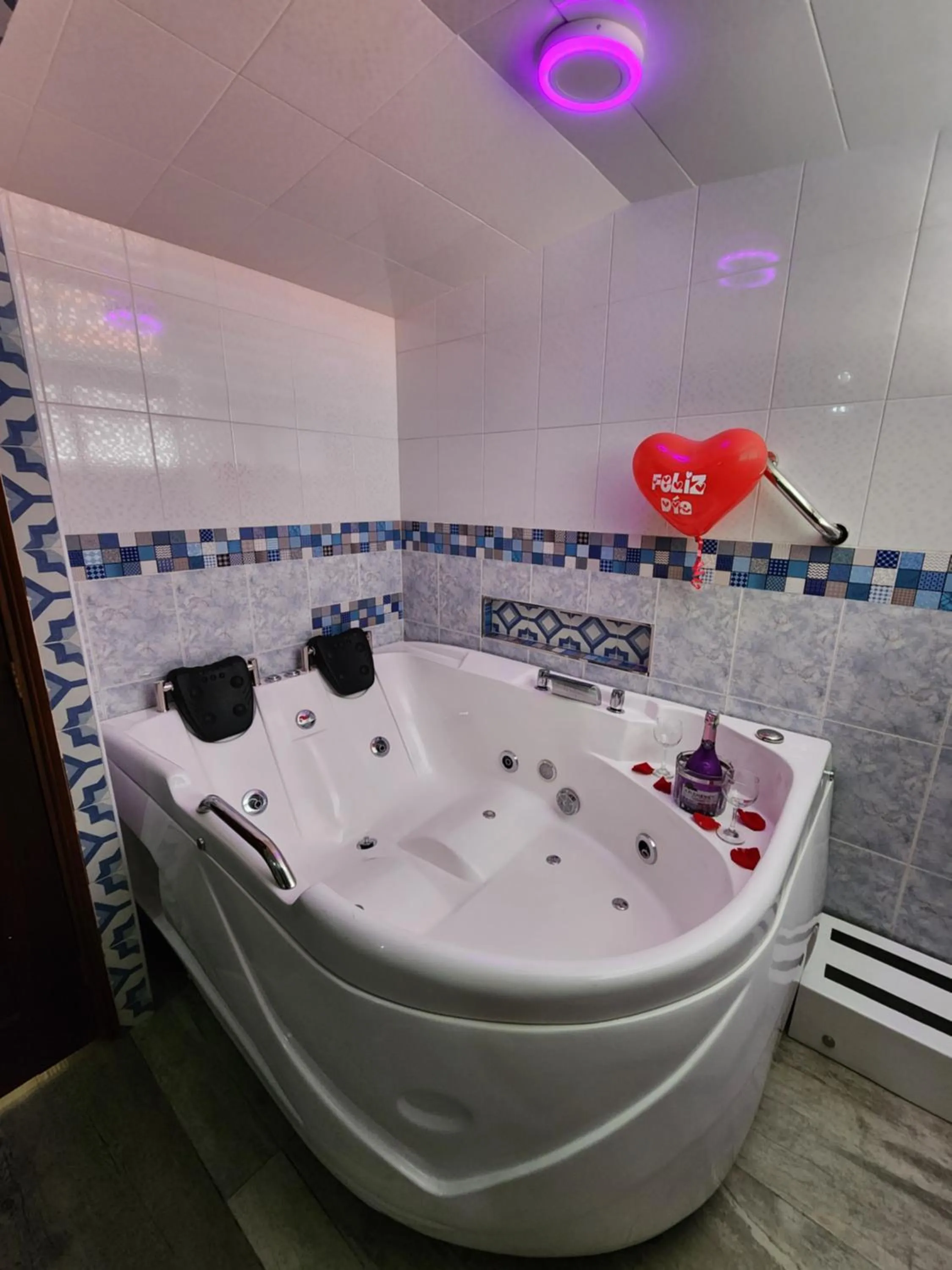 Motel Piramides De Cristal