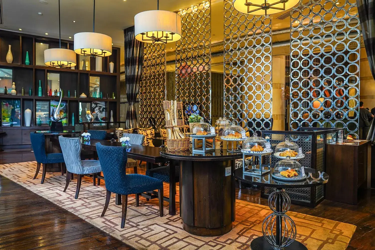 Restaurant/places to eat in Pullman Bangkok Grande Sukhumvit Restaurant/places to eat in Pullman Bangkok Grande Sukhumvit