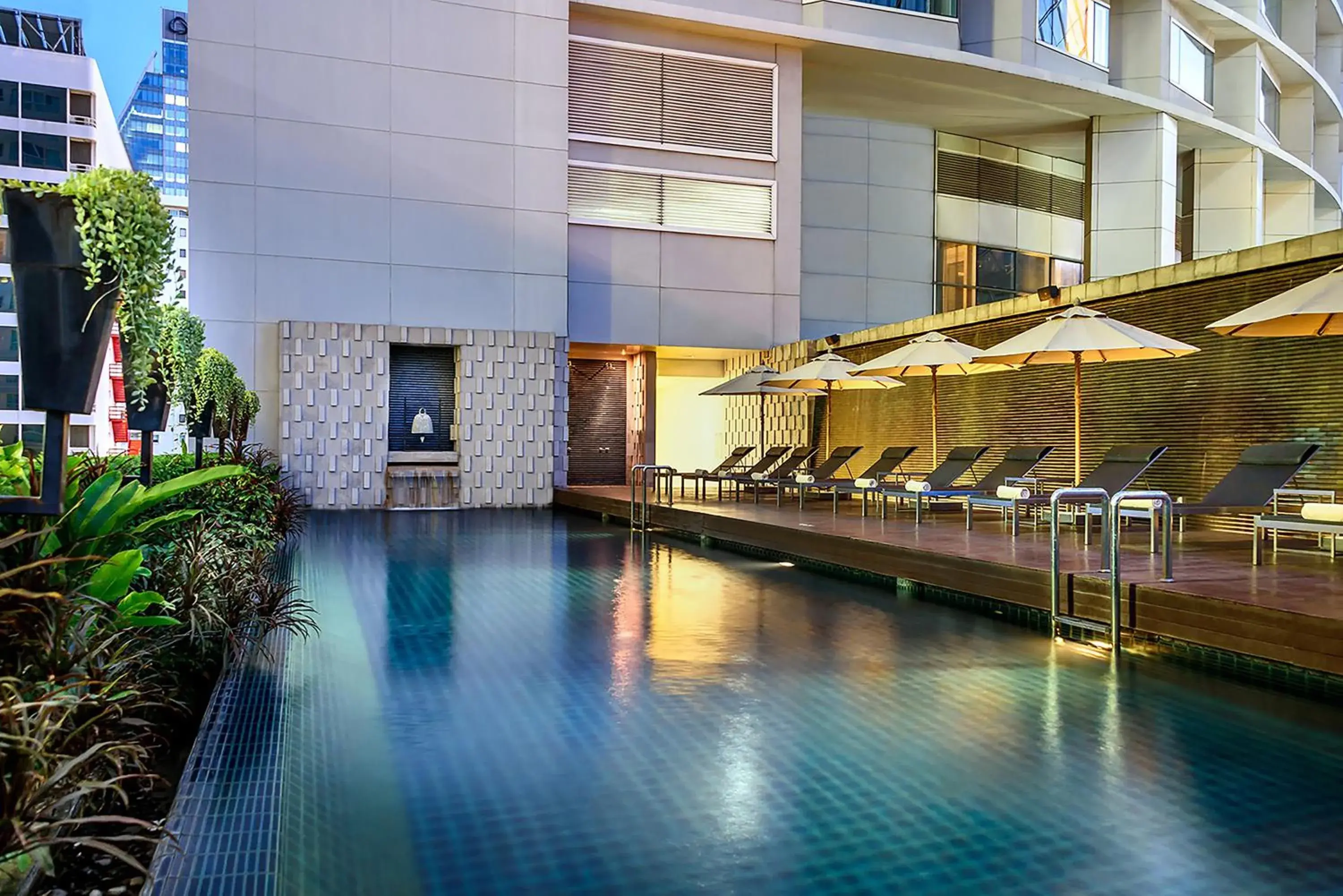 Swimming pool in Pullman Bangkok Grande Sukhumvit Swimming pool in Pullman Bangkok Grande Sukhumvit