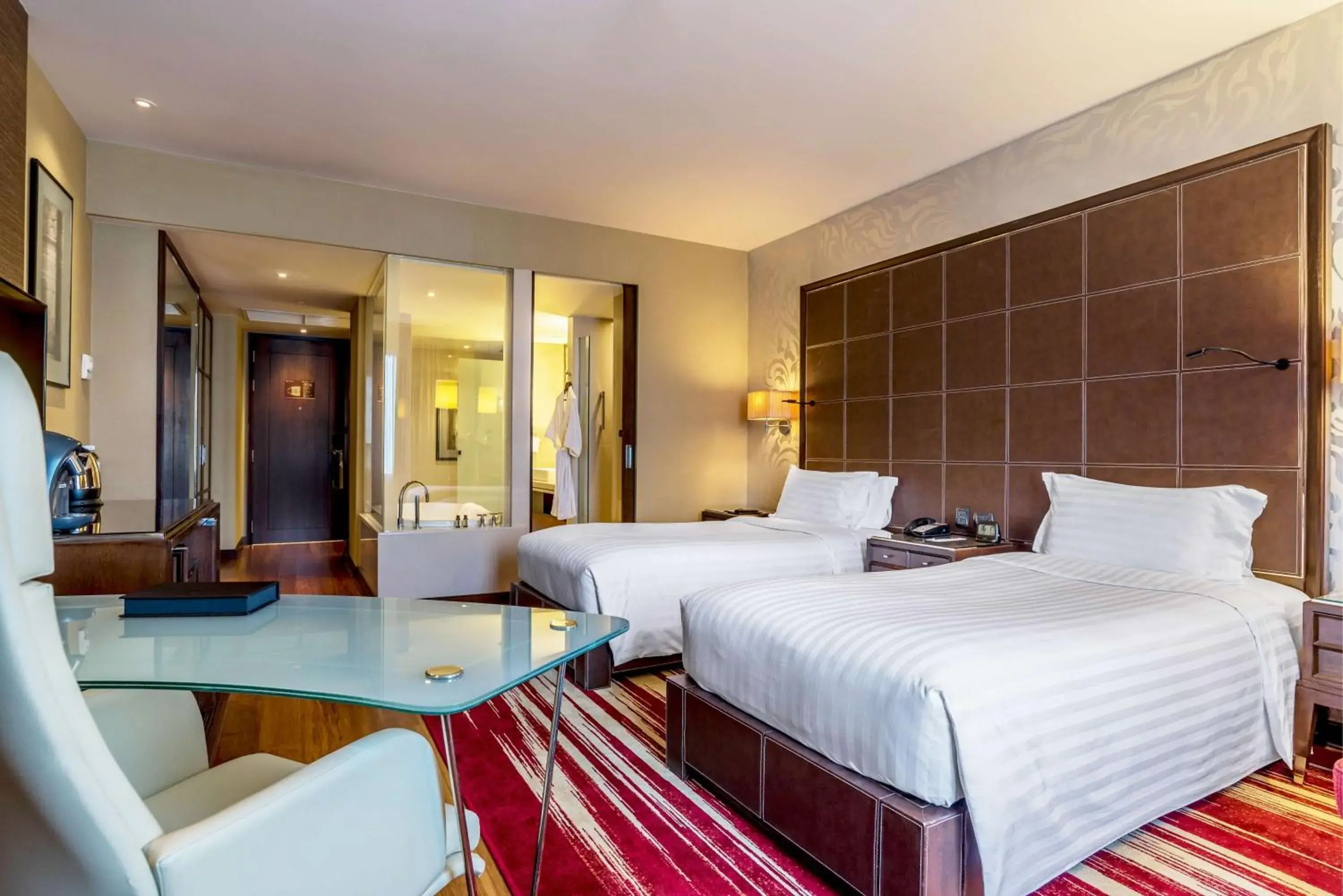 Bed in Pullman Bangkok Grande Sukhumvit Bed in Pullman Bangkok Grande Sukhumvit