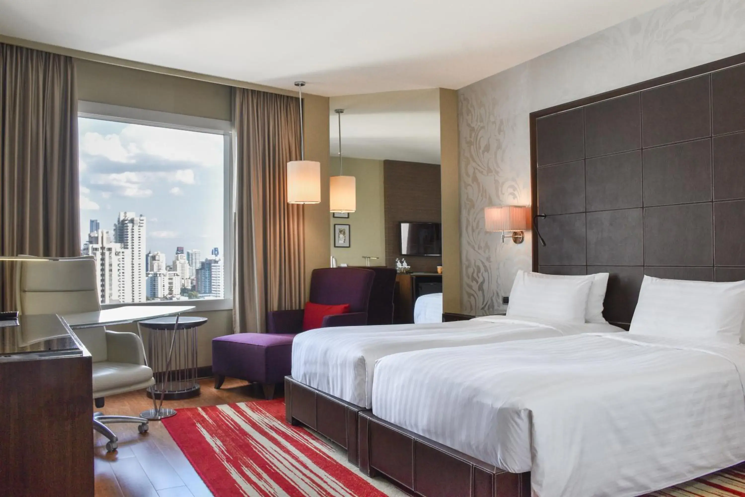 Bedroom, Bed in Hilton Bangkok Grande Asoke Bedroom, Bed in Hilton Bangkok Grande Asoke