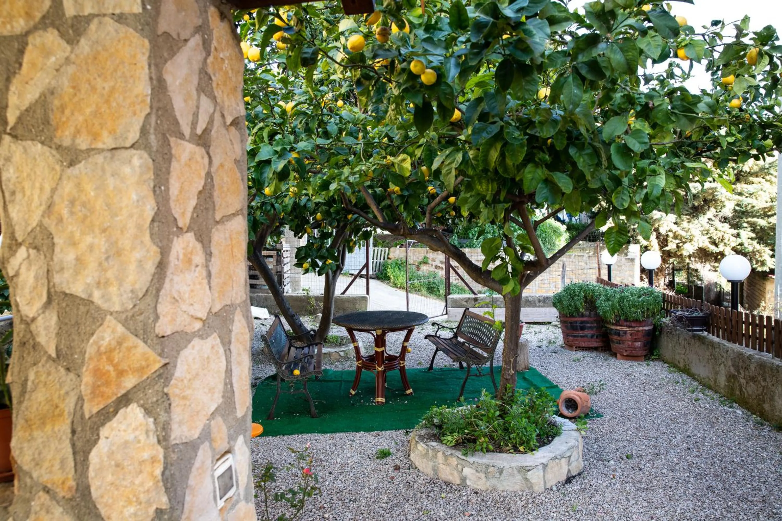 Garden in Chic & Beauty