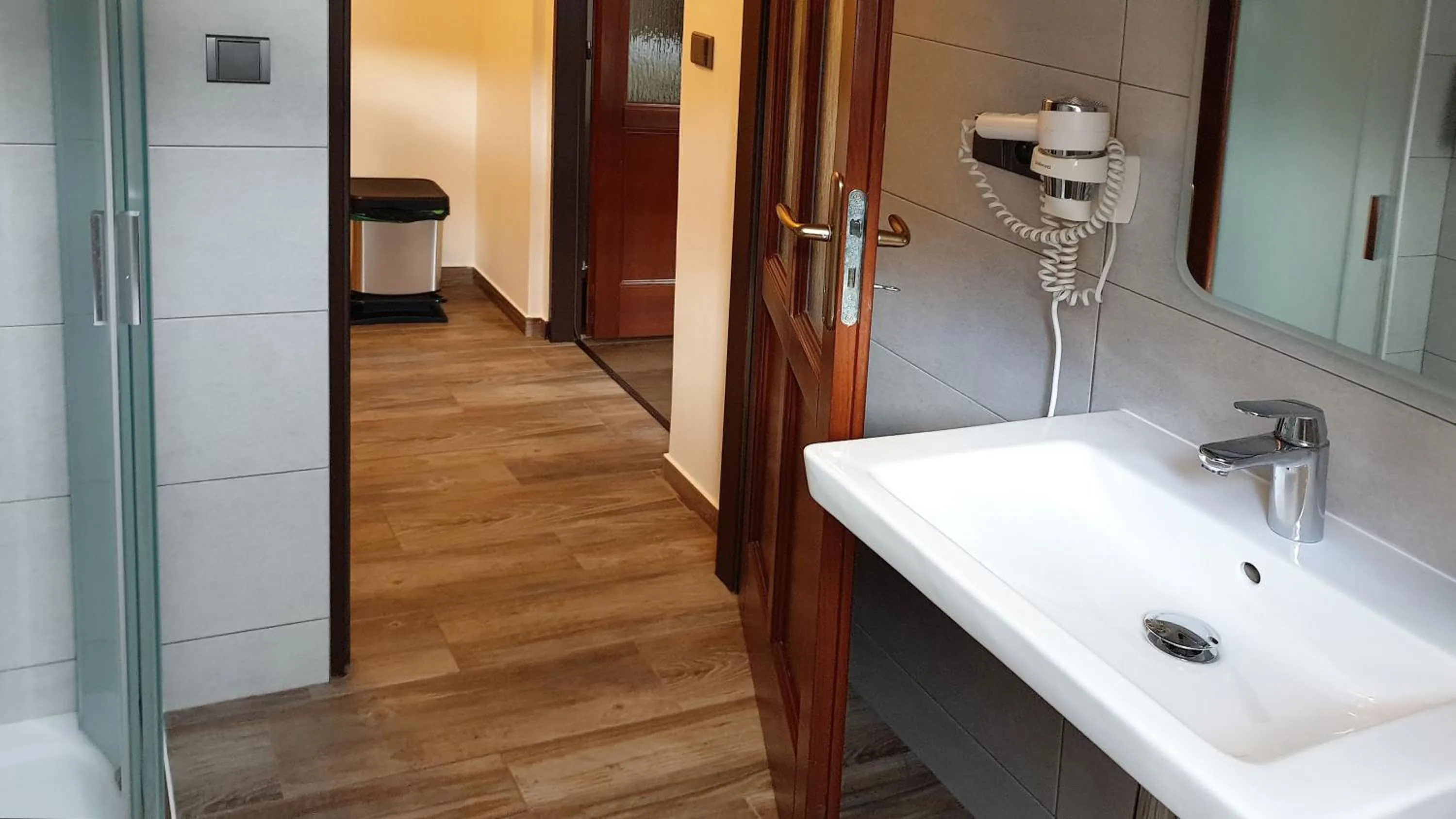 Bathroom in Bunkr Karlštejn