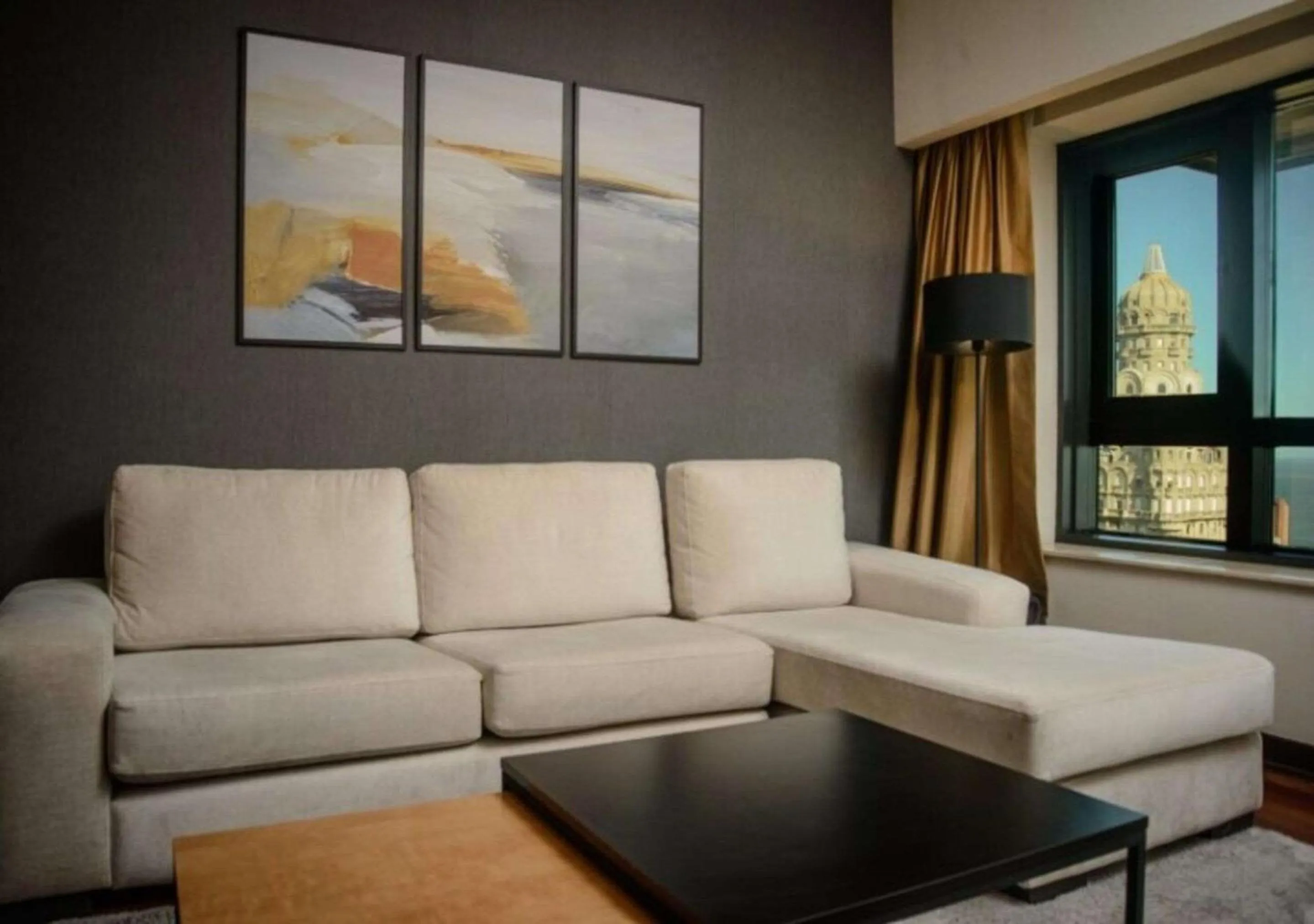 Bedroom in Radisson Montevideo Victoria Plaza Hotel