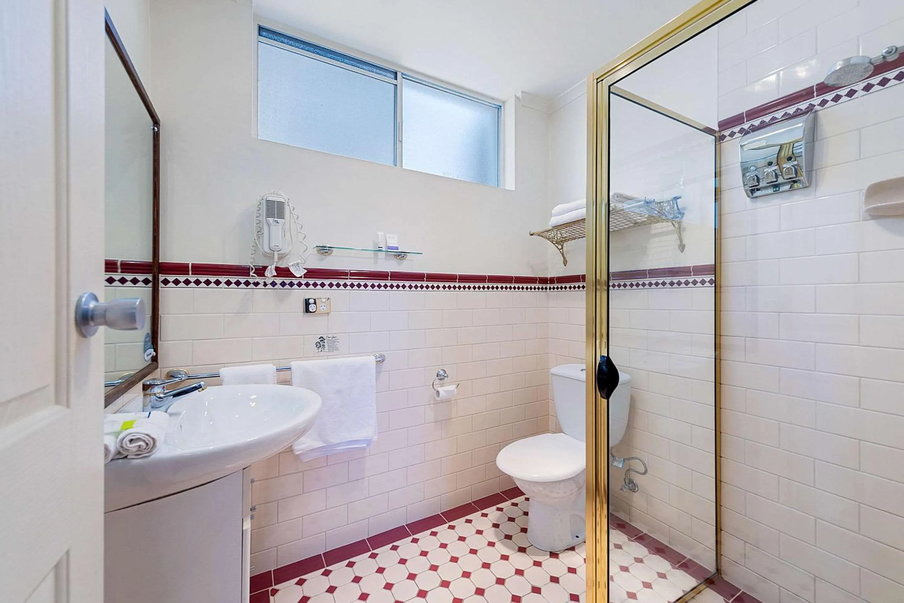 Bedroom in Quality Hotel Colonial Launceston