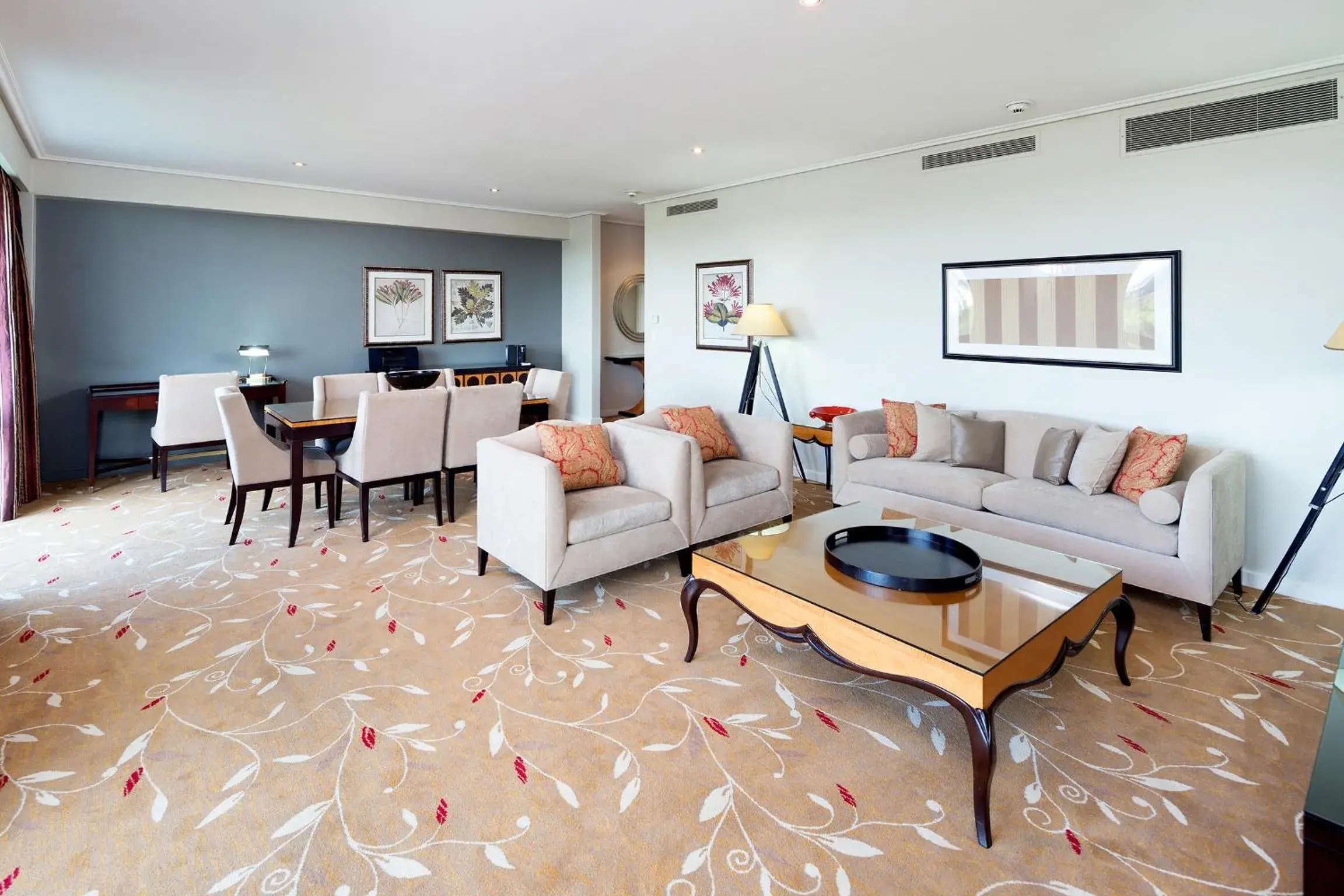 Living room in Royal On The Park Living room in Royal On The Park