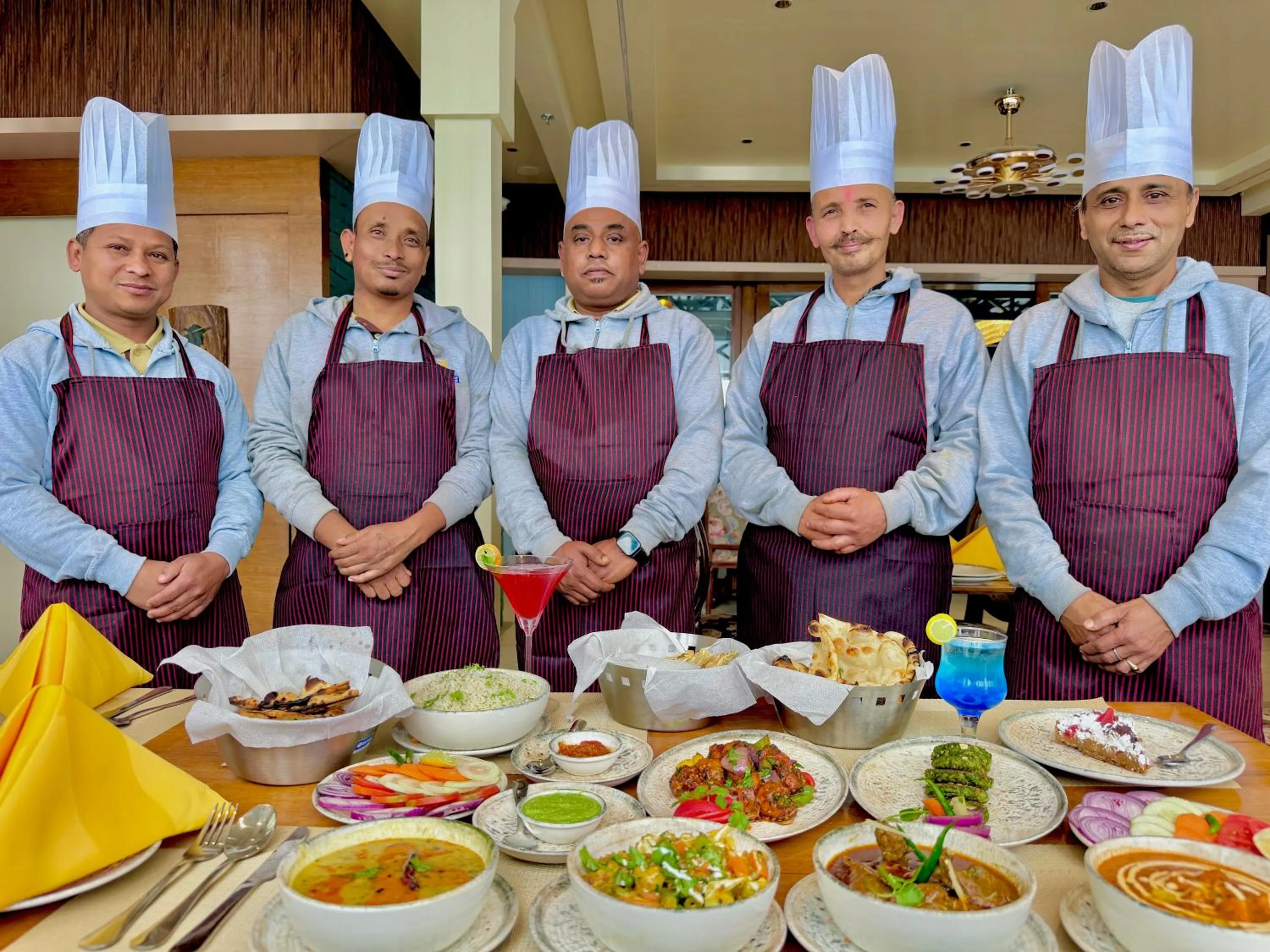 Food and drinks in Cochrane Place By Teesta Hotels