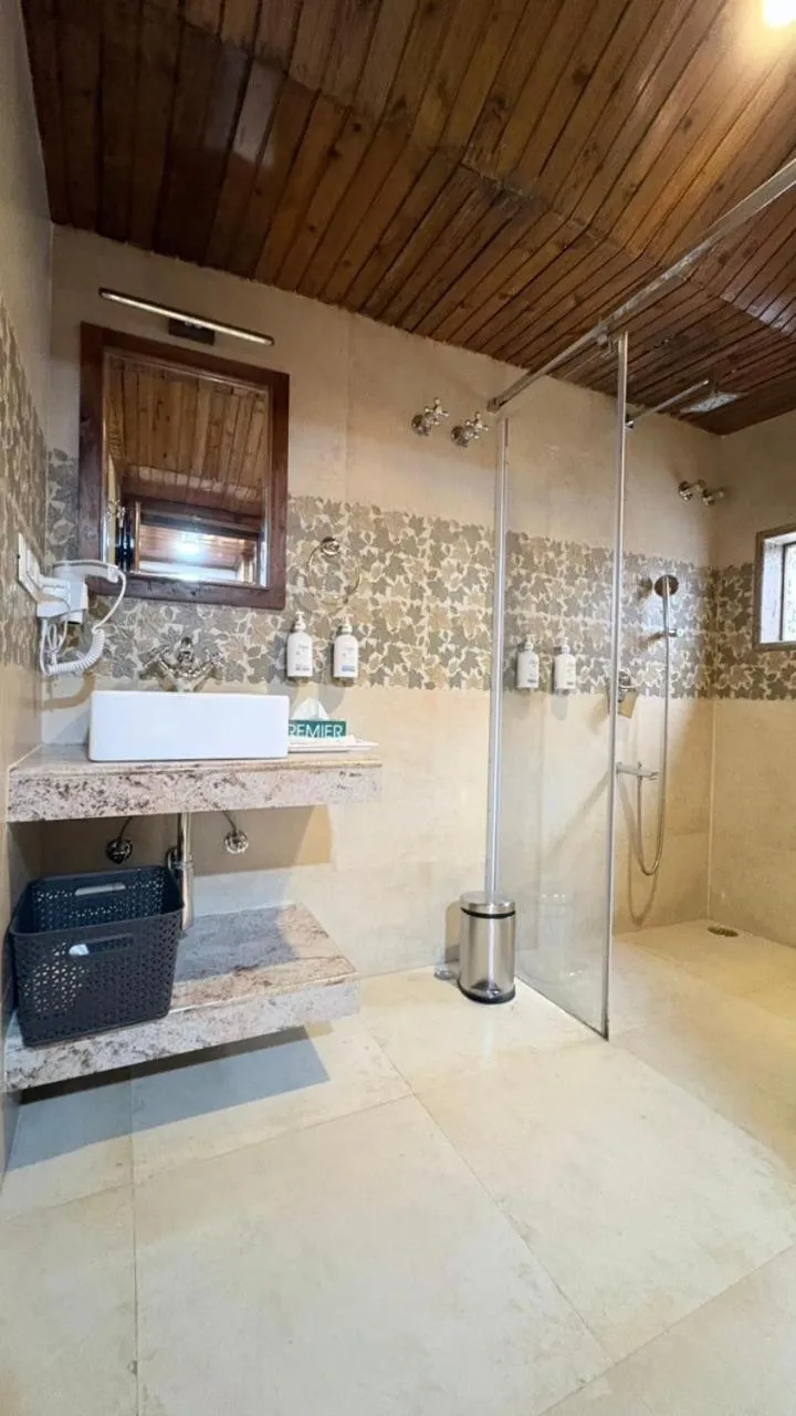 Shower in Cochrane Place By Teesta Hotels