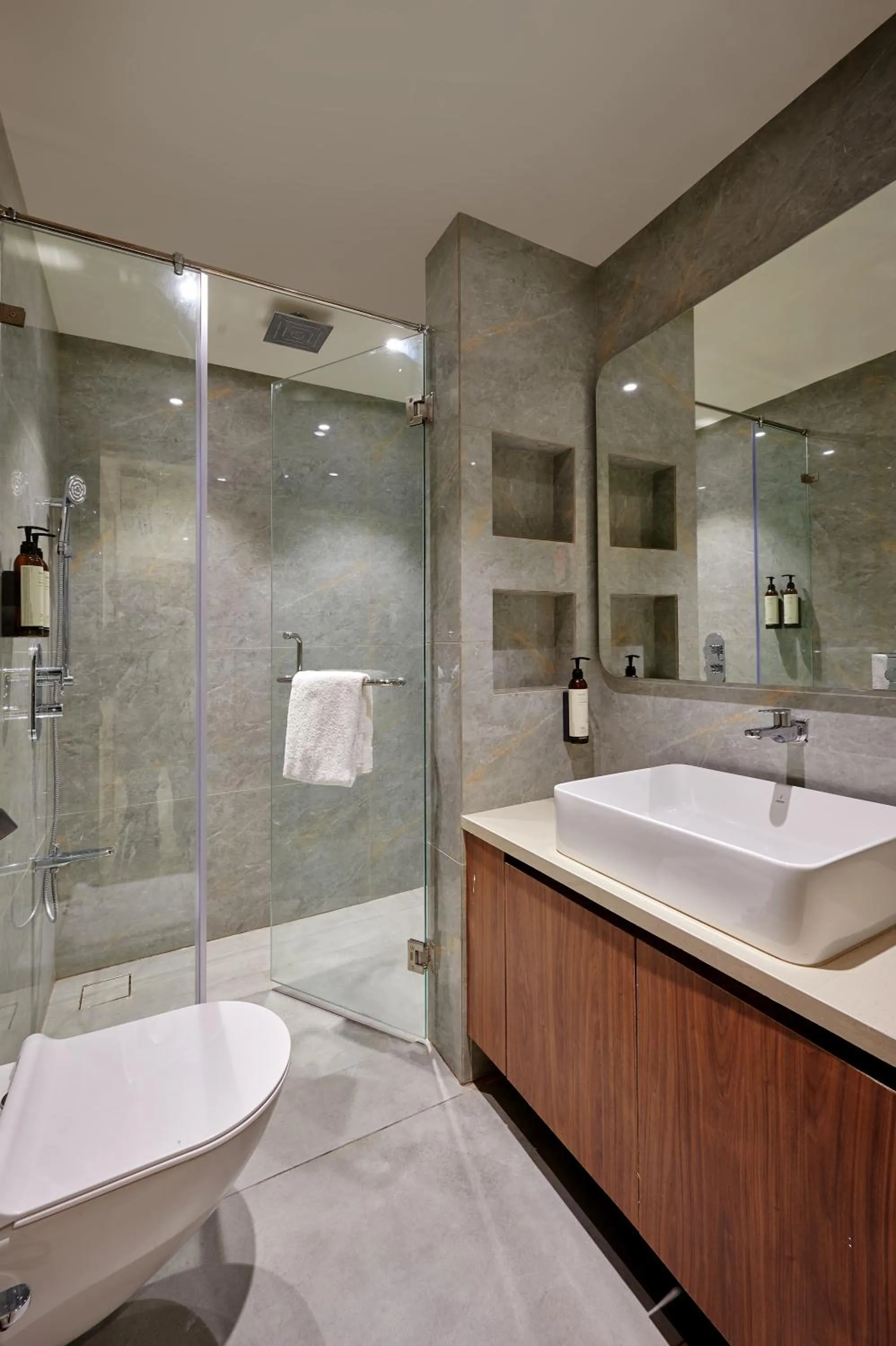 Hotel Karl Residency