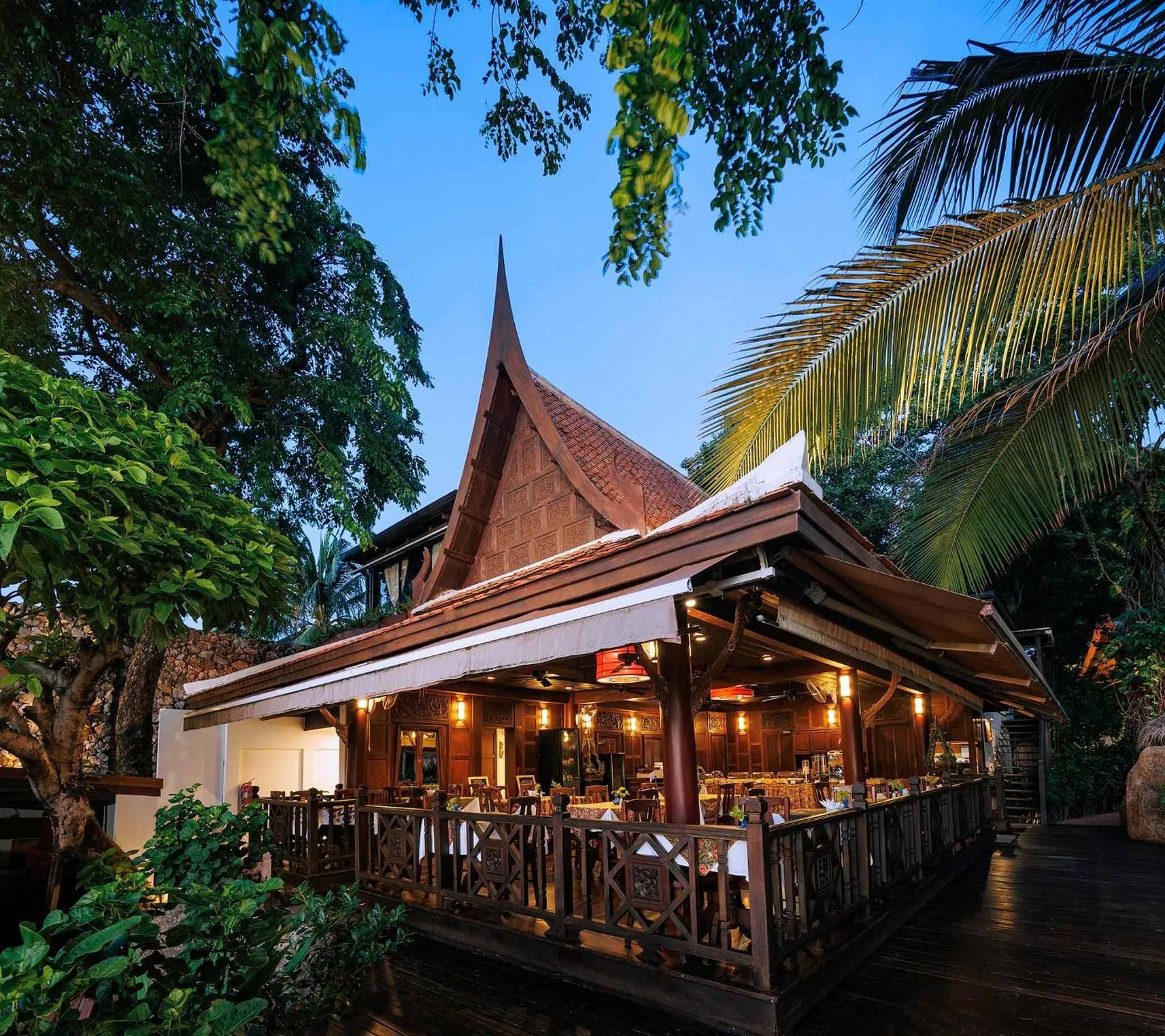 Restaurant/places to eat in Anavana Beach Resort