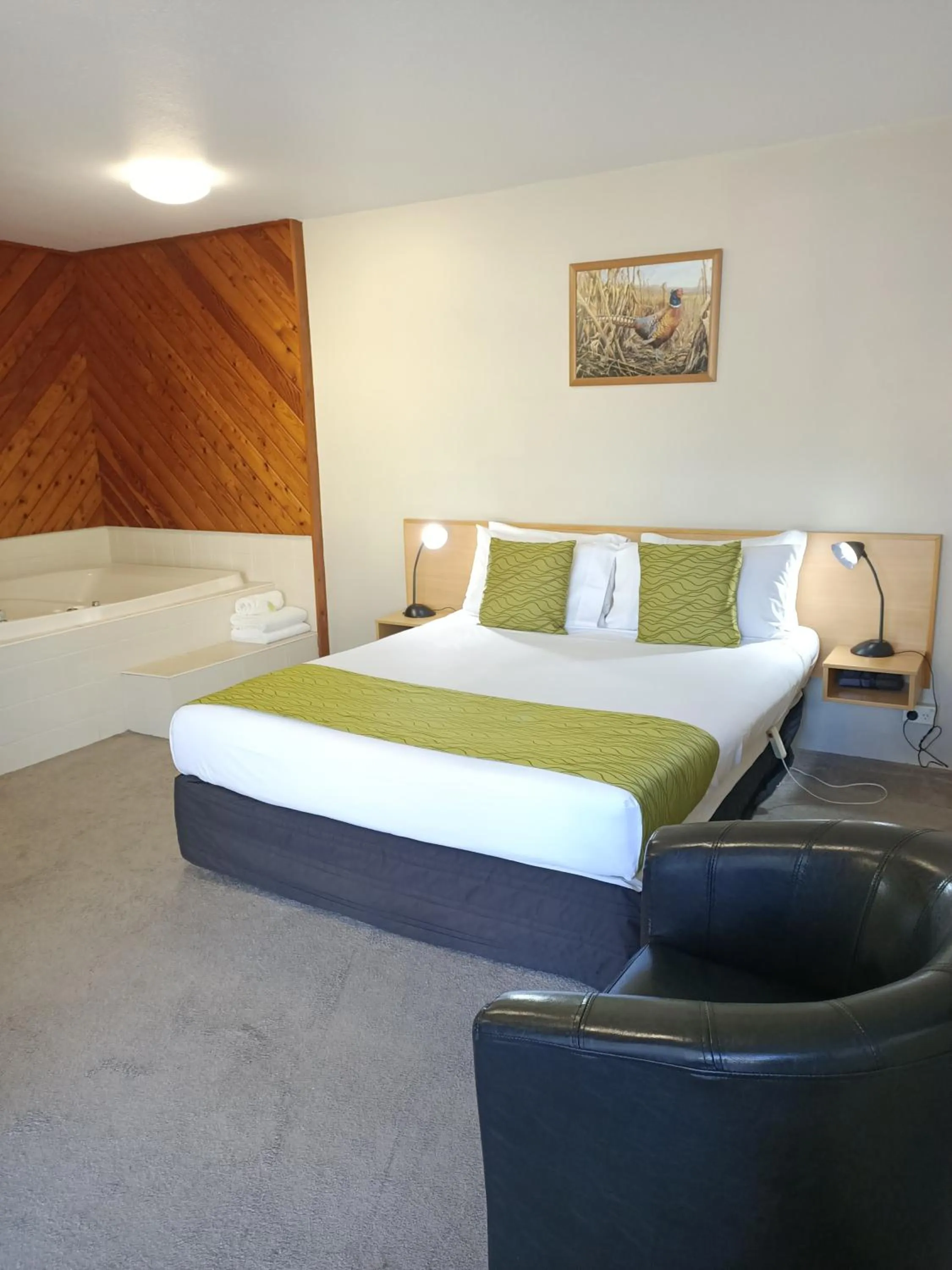 Photo of the whole room, Bed in ASURE Macy's Motor Inn