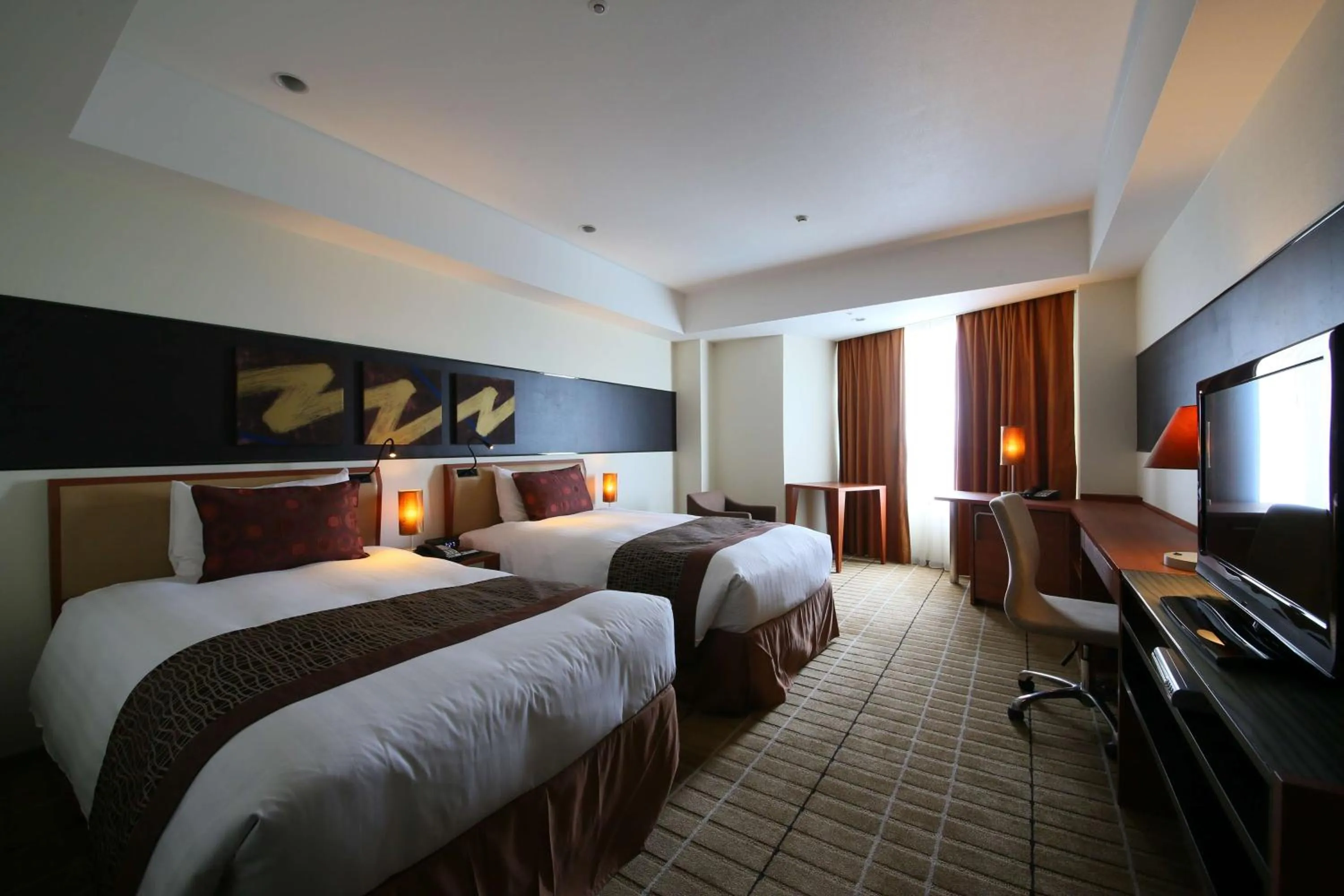 Photo of the whole room, Bed in International Resort Hotel Yurakujo