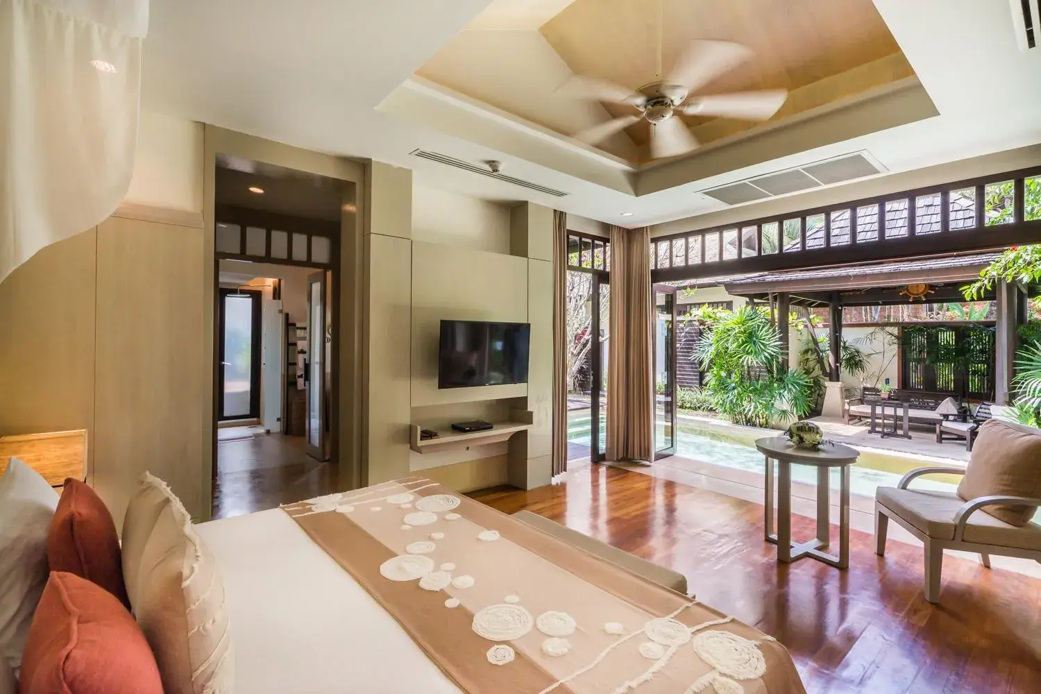 Bedroom, Bed in Melati Beach Resort & Spa Bedroom, Bed in Melati Beach Resort & Spa