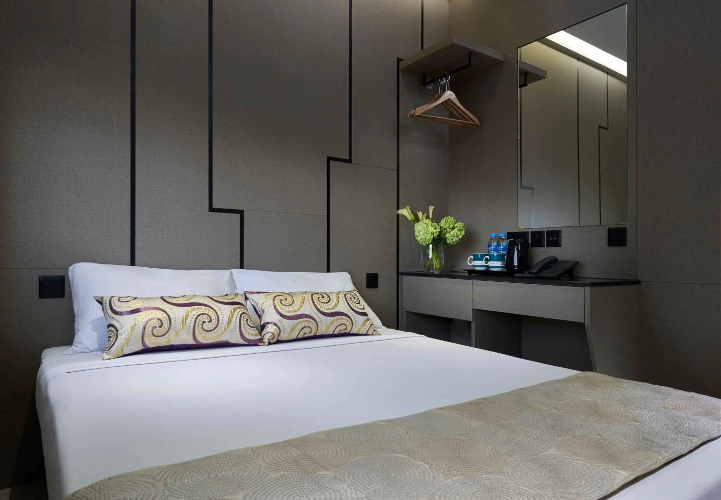 Bed in Hotel 81 Gold Bed in Hotel 81 Gold