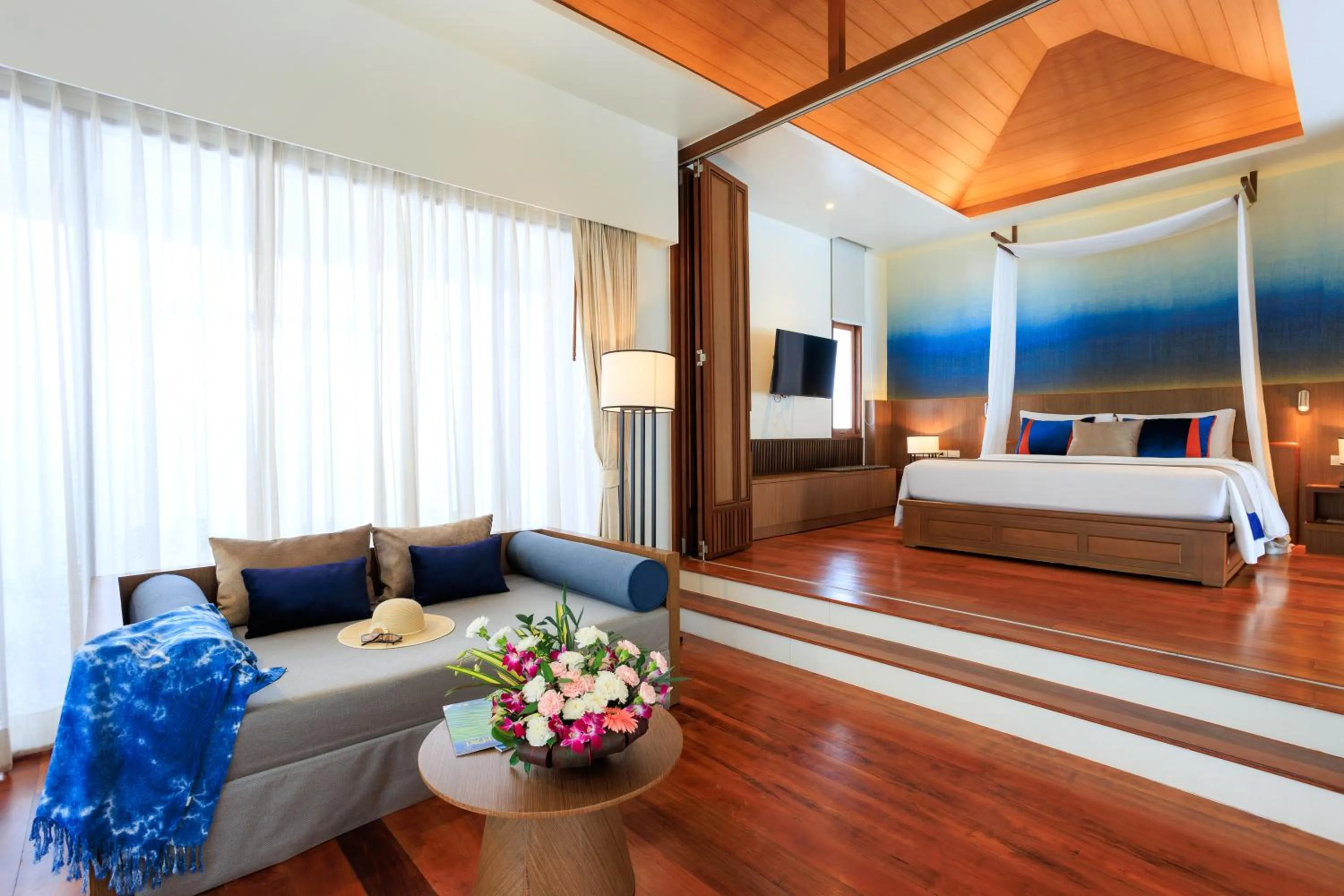 Bedroom, Bed in Chaweng Regent Beach Resort