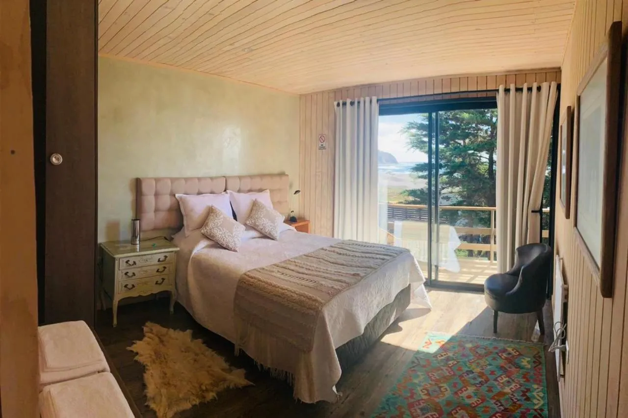 Photo of the whole room, Bed in B&B Casa Las Brisas Matanzas