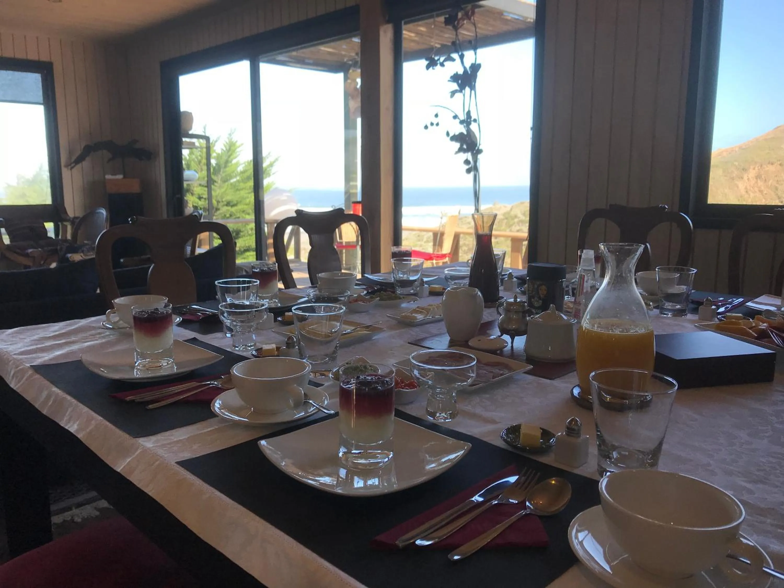 Dining area in B&B Casa Las Brisas Matanzas