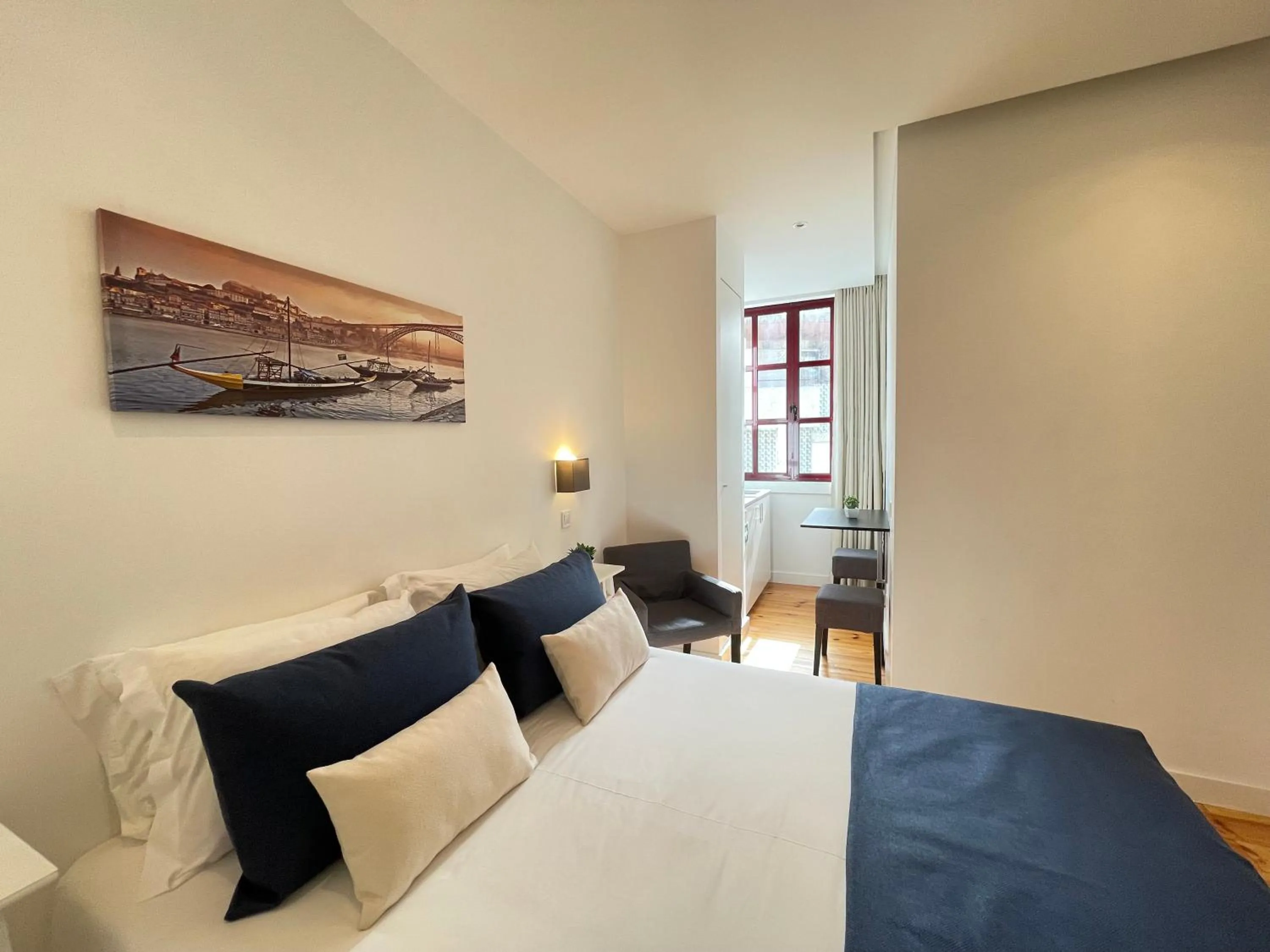 Bed in MyStay Porto Centro