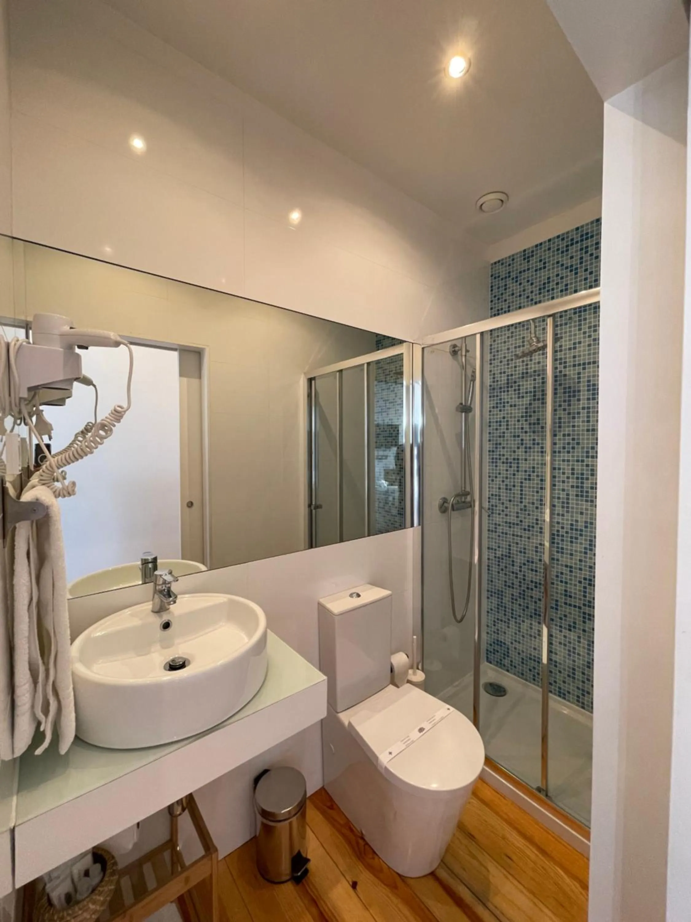 Bathroom in MyStay Porto Centro