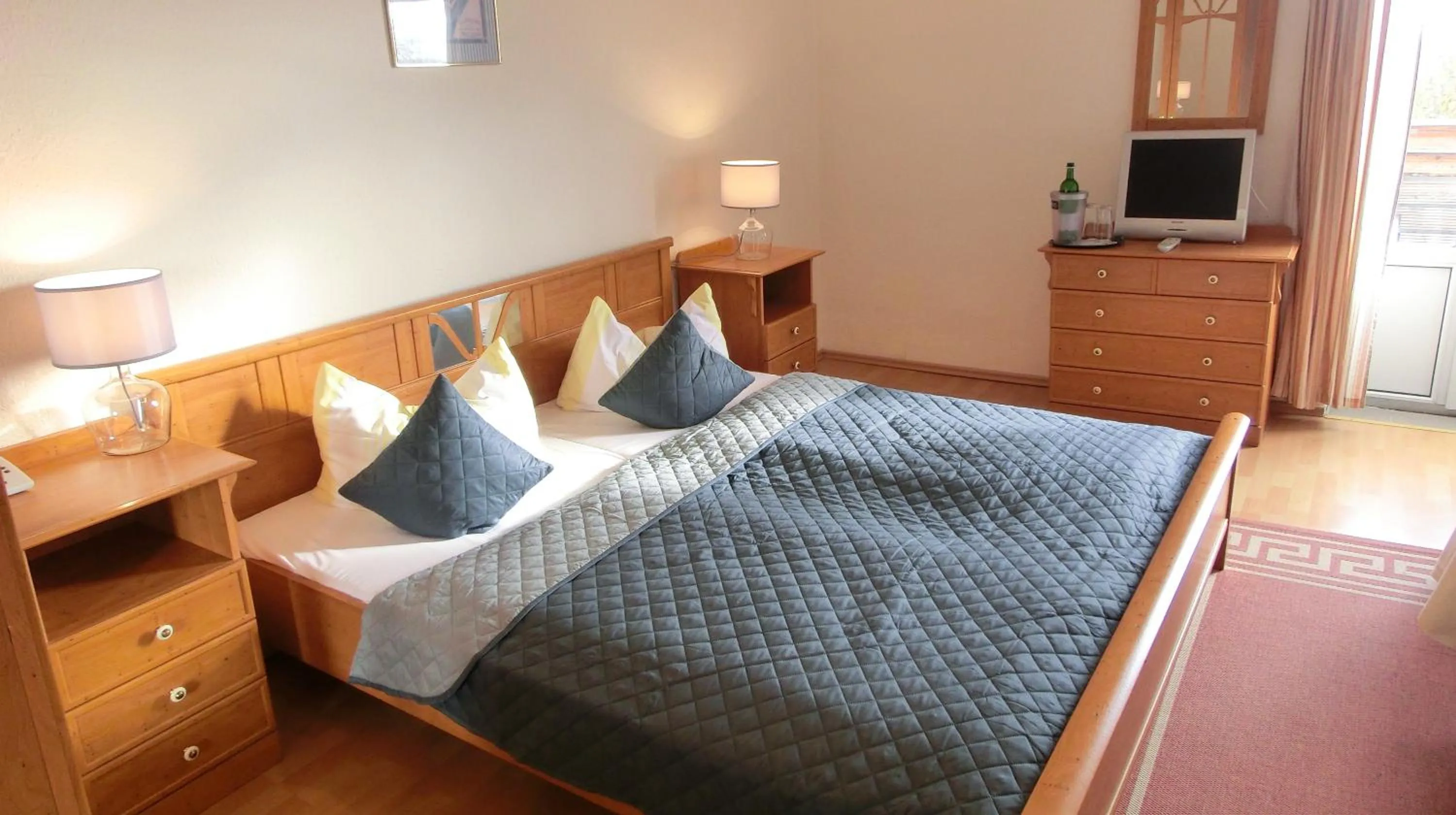 Photo of the whole room, Bed in Hotel Seelust