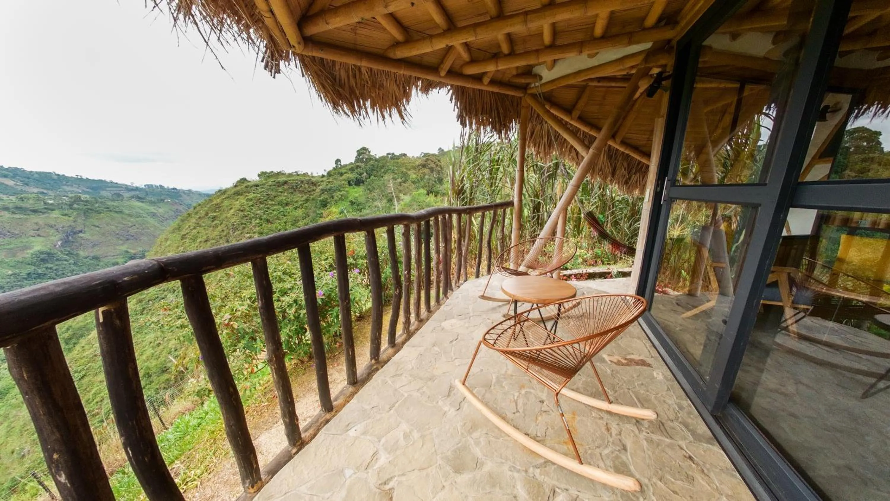 Ceiba by Masaya Collection