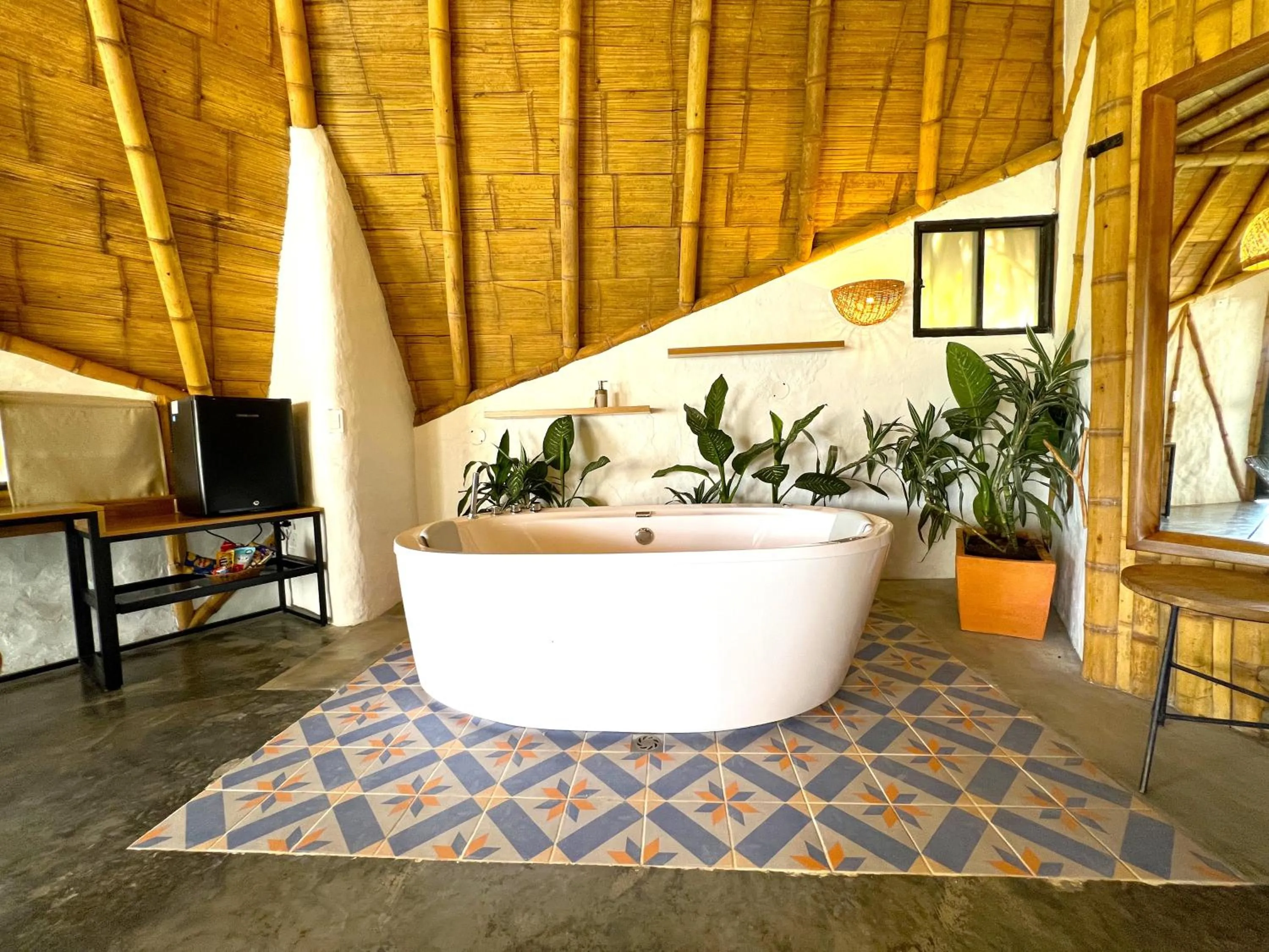 Ceiba by Masaya Collection