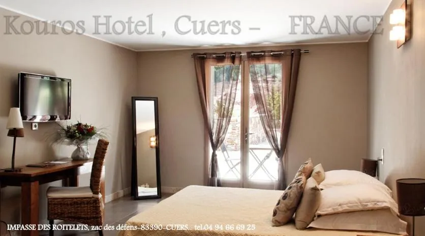 Bedroom, Bed in l'Hotellerie Kouros