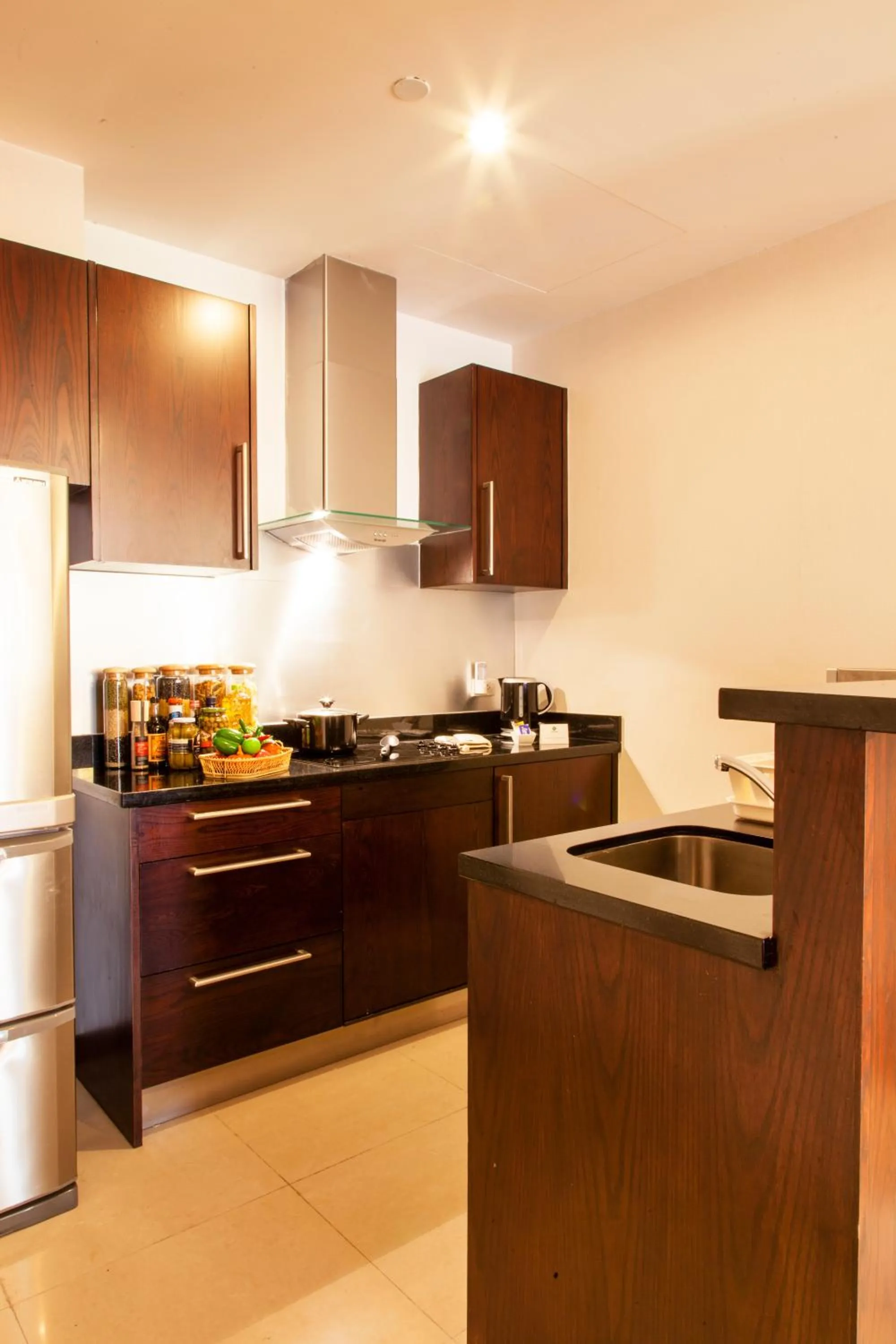 Kitchen or kitchenette in Column Bangkok Hotel