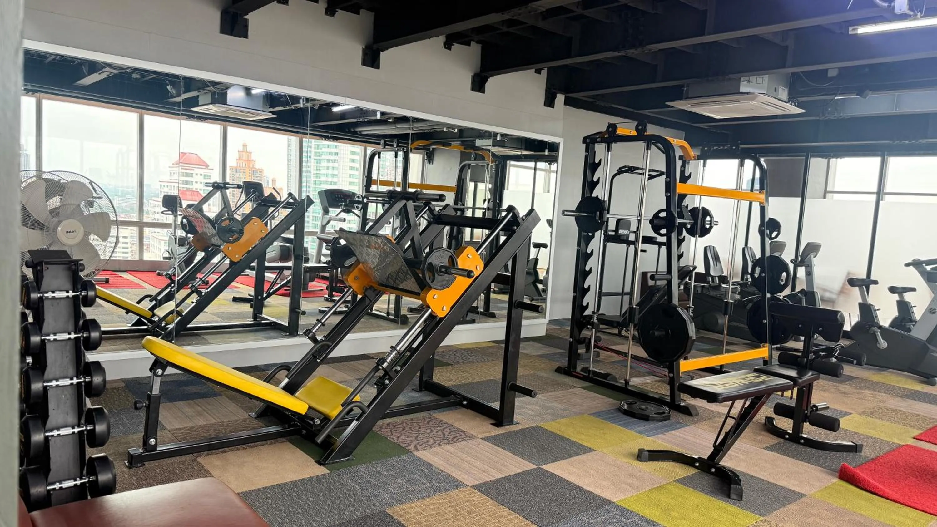 Fitness centre/facilities in Column Bangkok Hotel