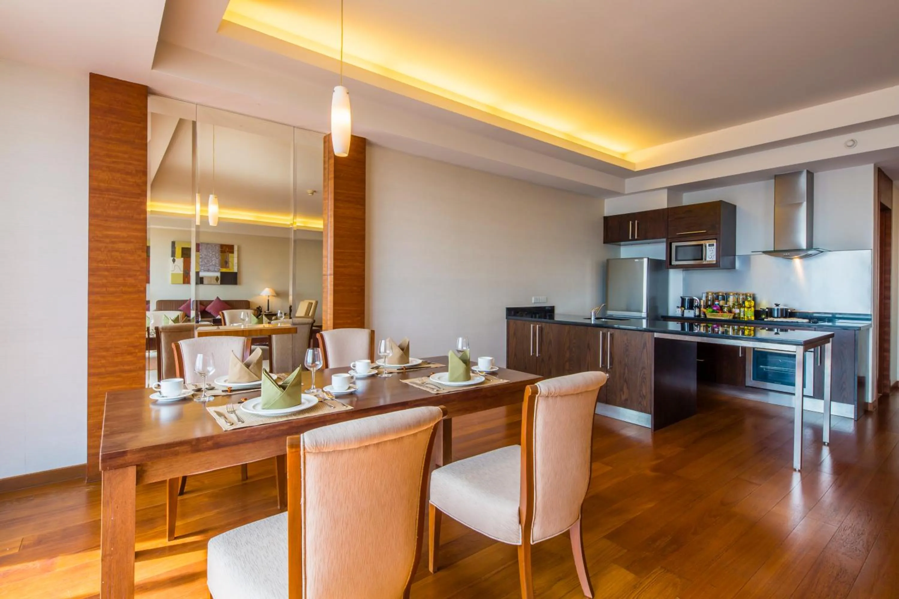 Kitchen or kitchenette in Column Bangkok Hotel