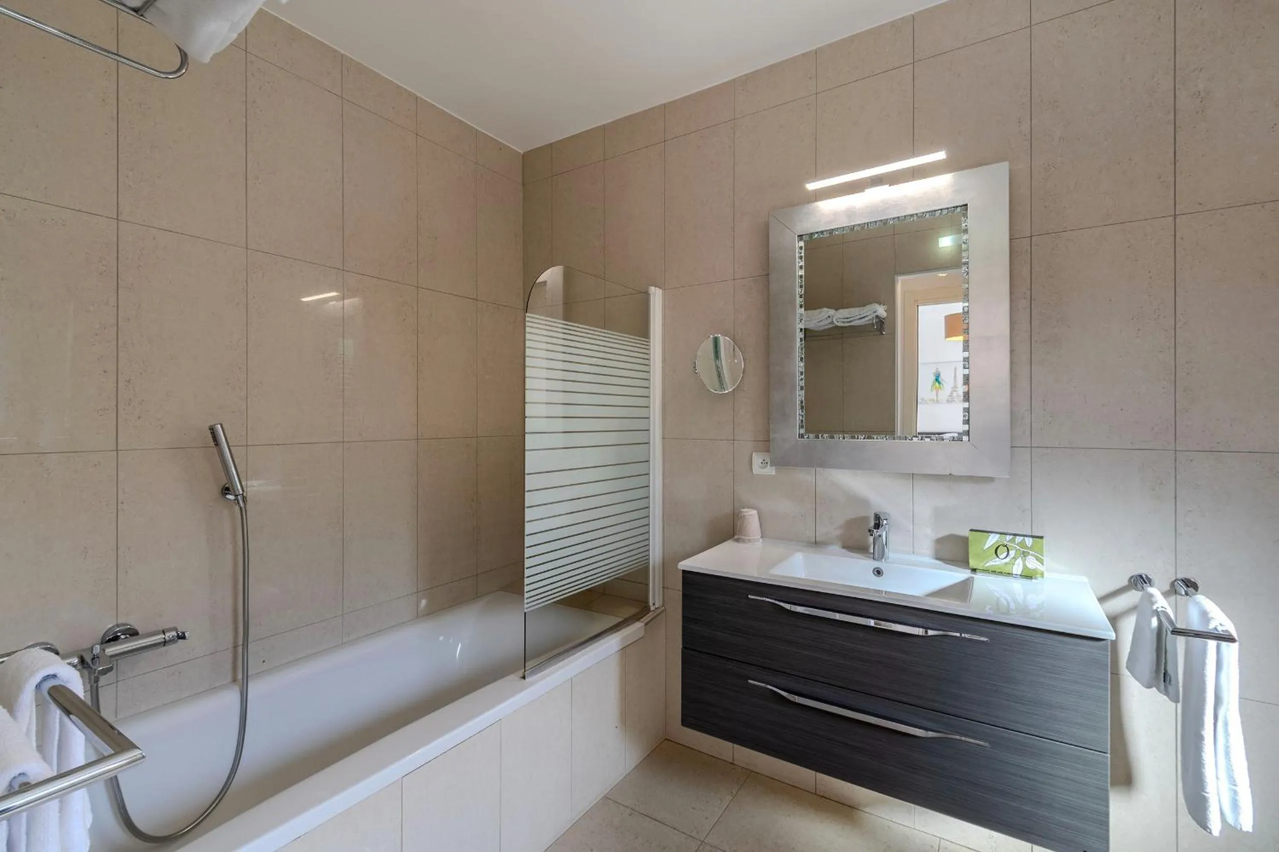 Toilet in Domaine Villas Mandarine Private Pools & Spa