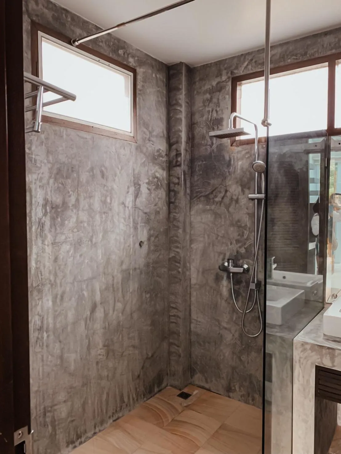 Bathroom in Sairee Hut Resort Koh Tao