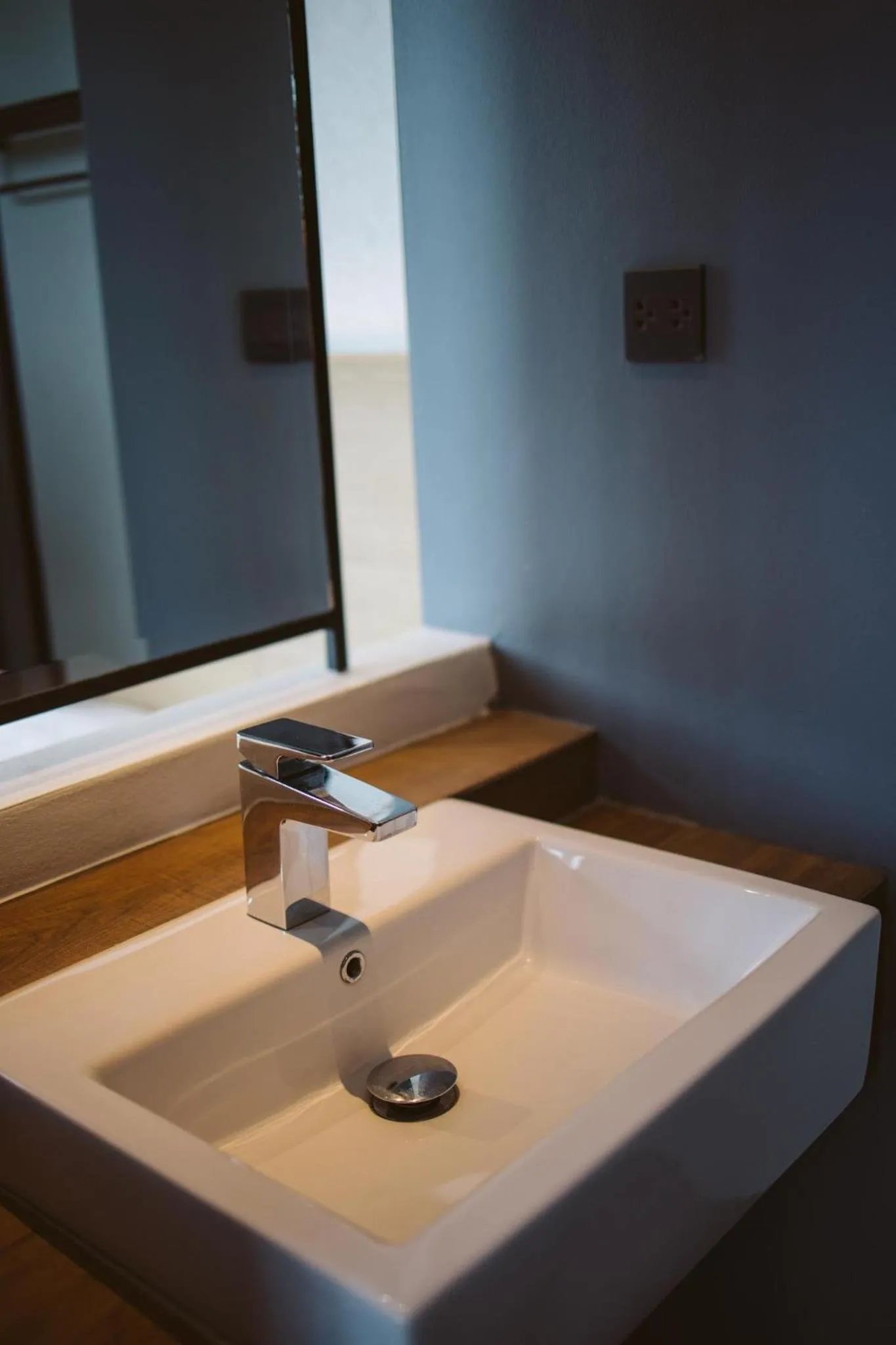 Bathroom in Sairee Hut Resort Koh Tao