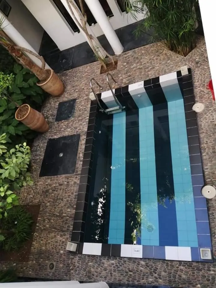 Pool view in Riad Tchina