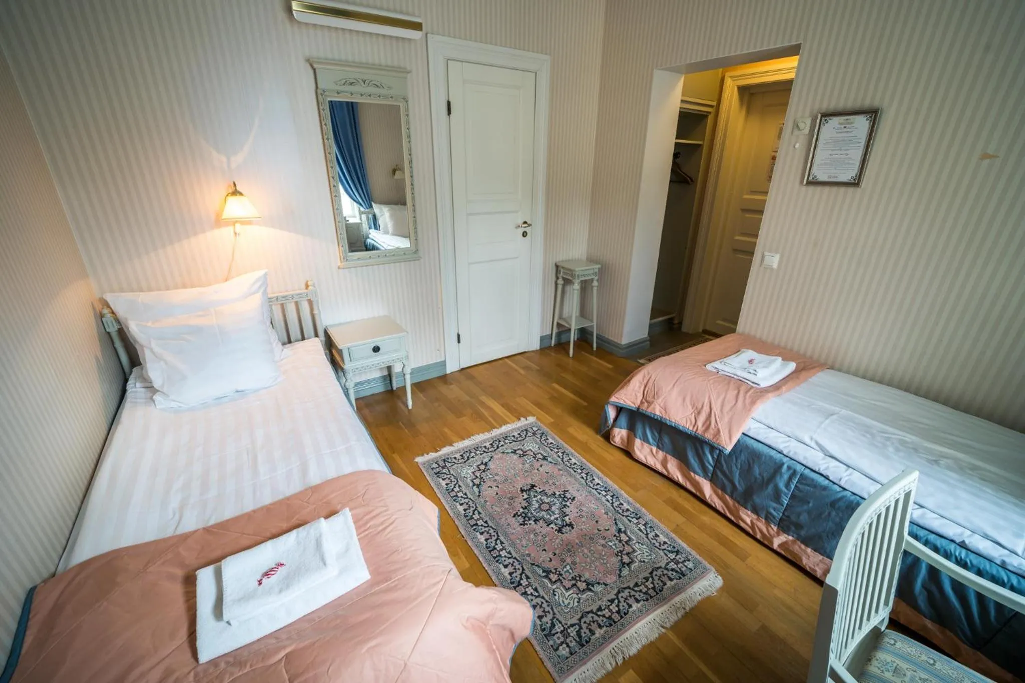 Bed in Karolineburg Manor House Hotel